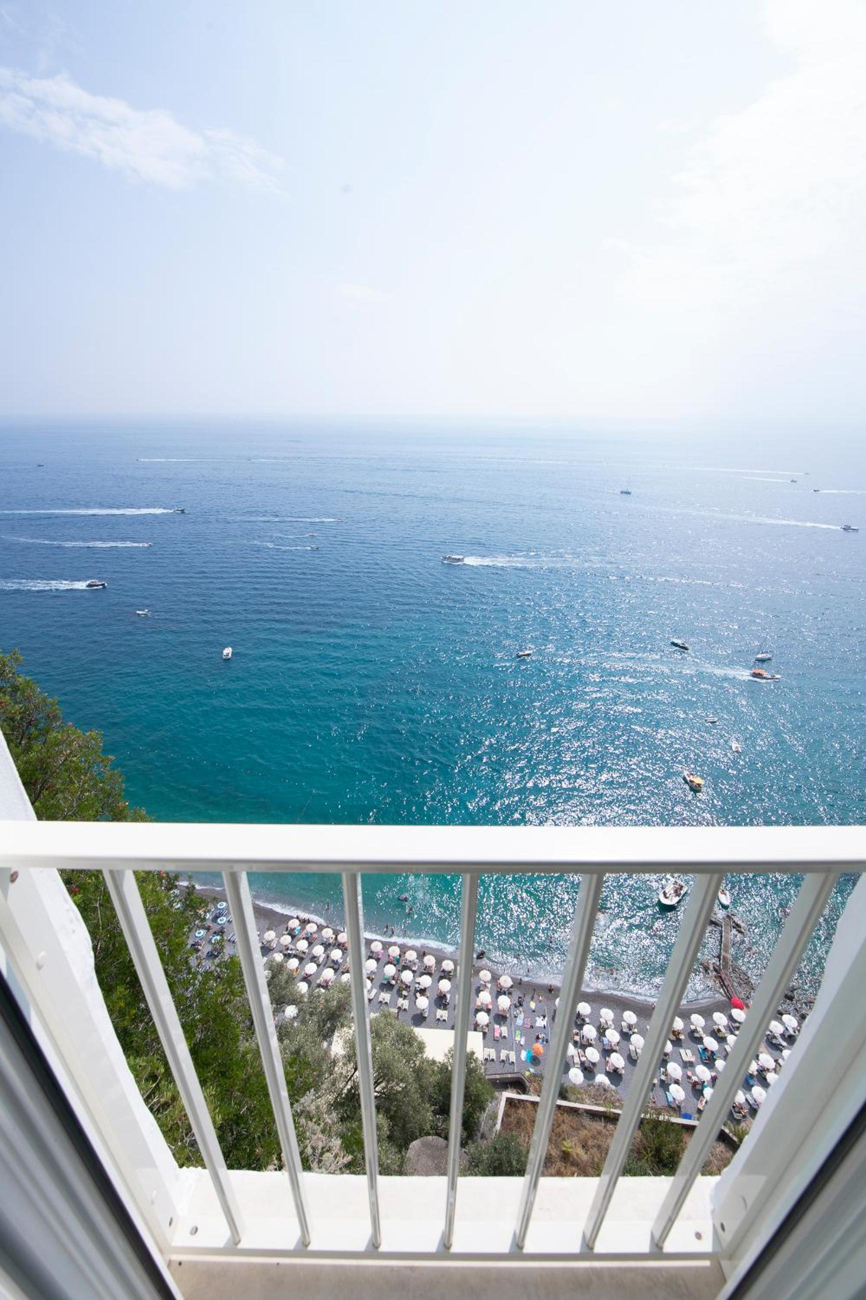 Superior Double Room with Sea View - Photo 26