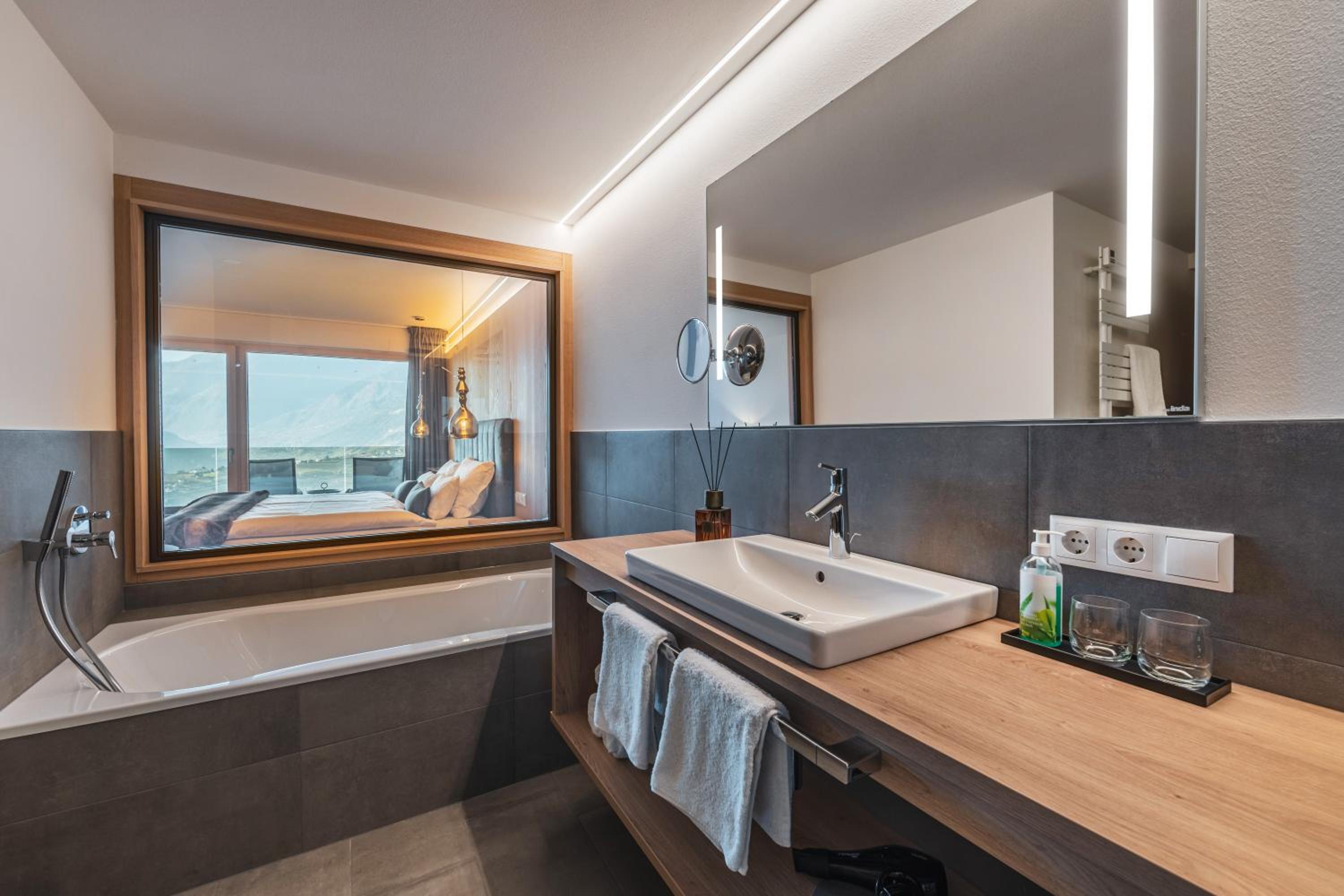 Superior Apartment photo 2