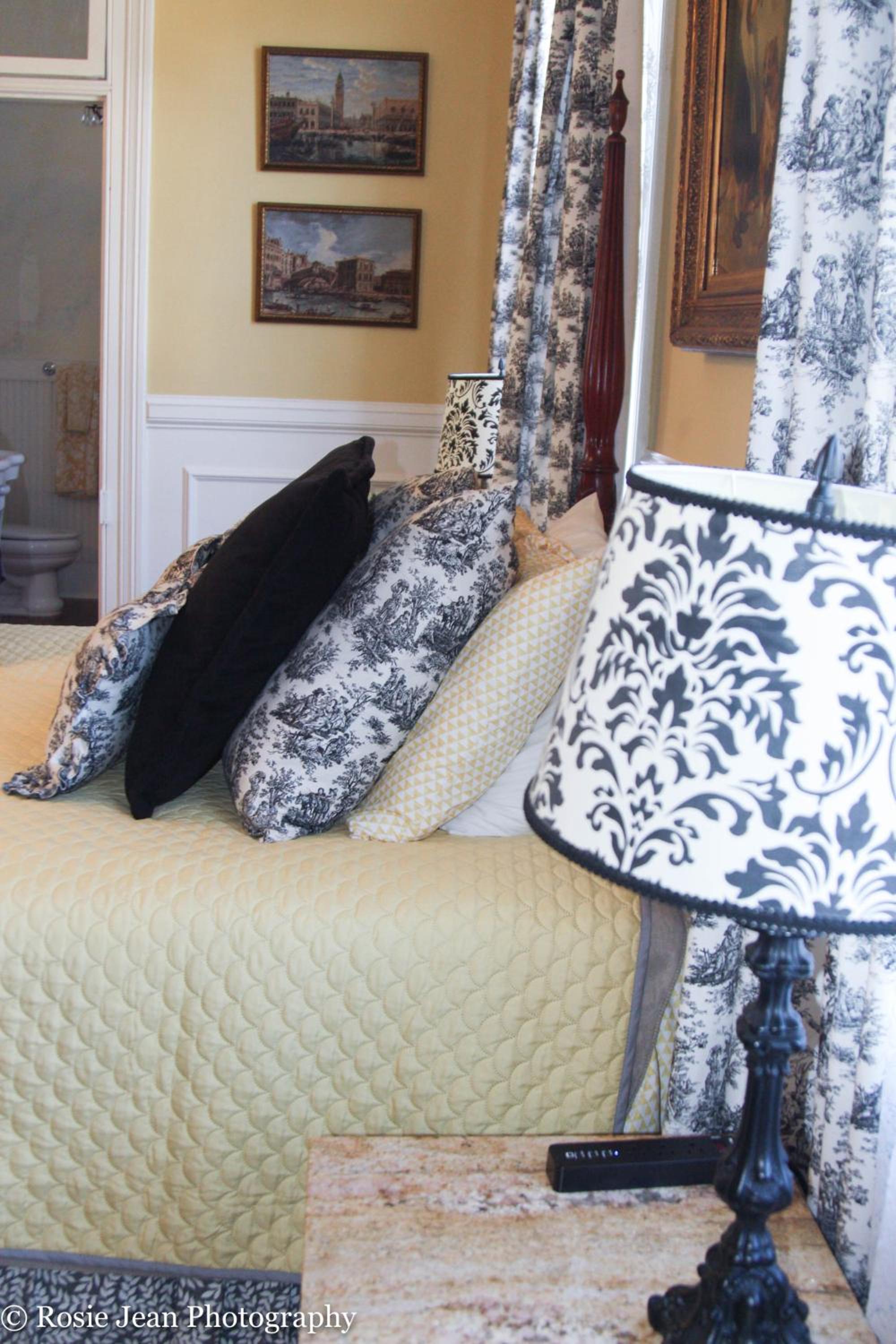 Deluxe Queen Room photo 1