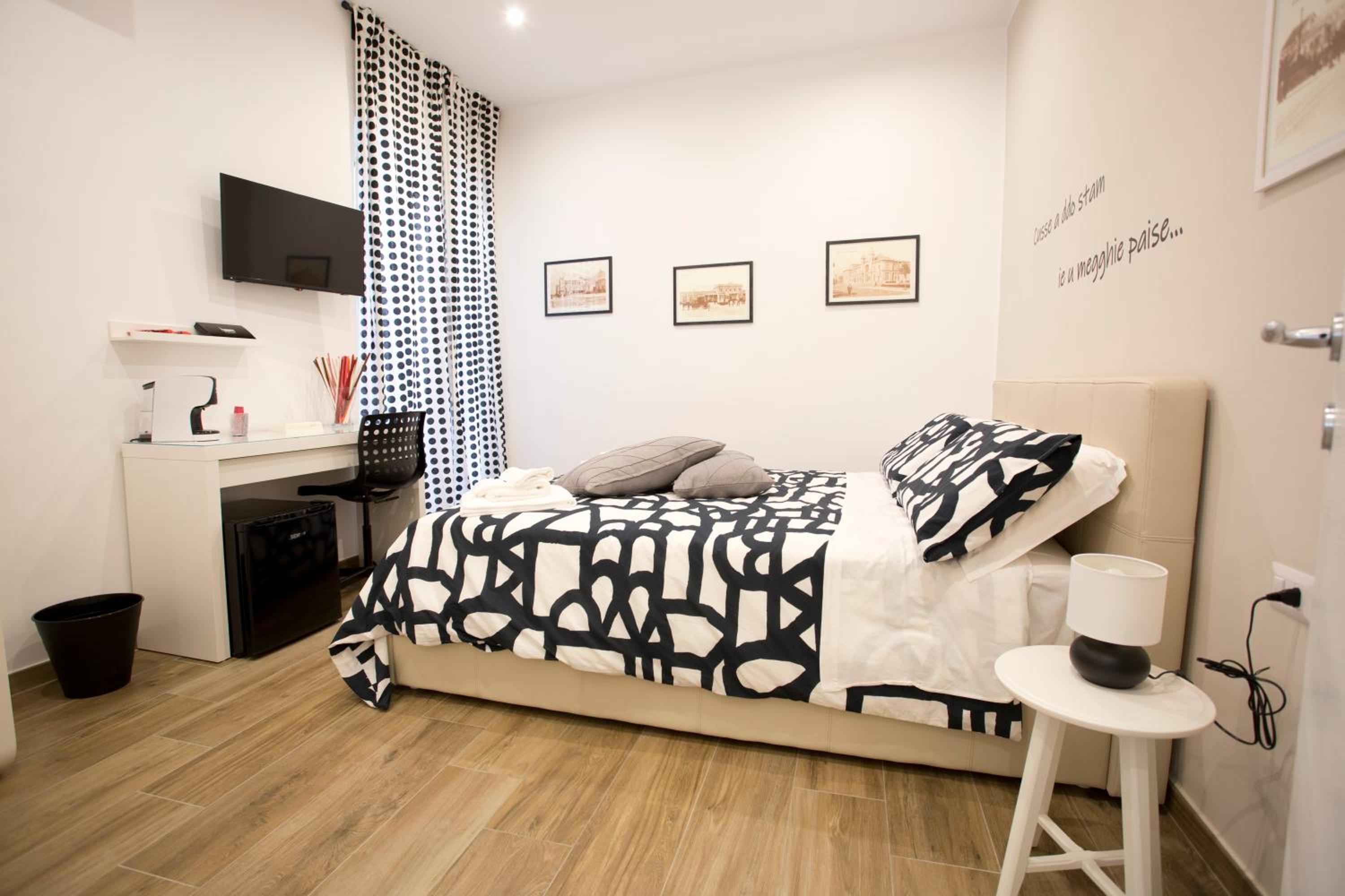 Superior Double Room - Photo 8