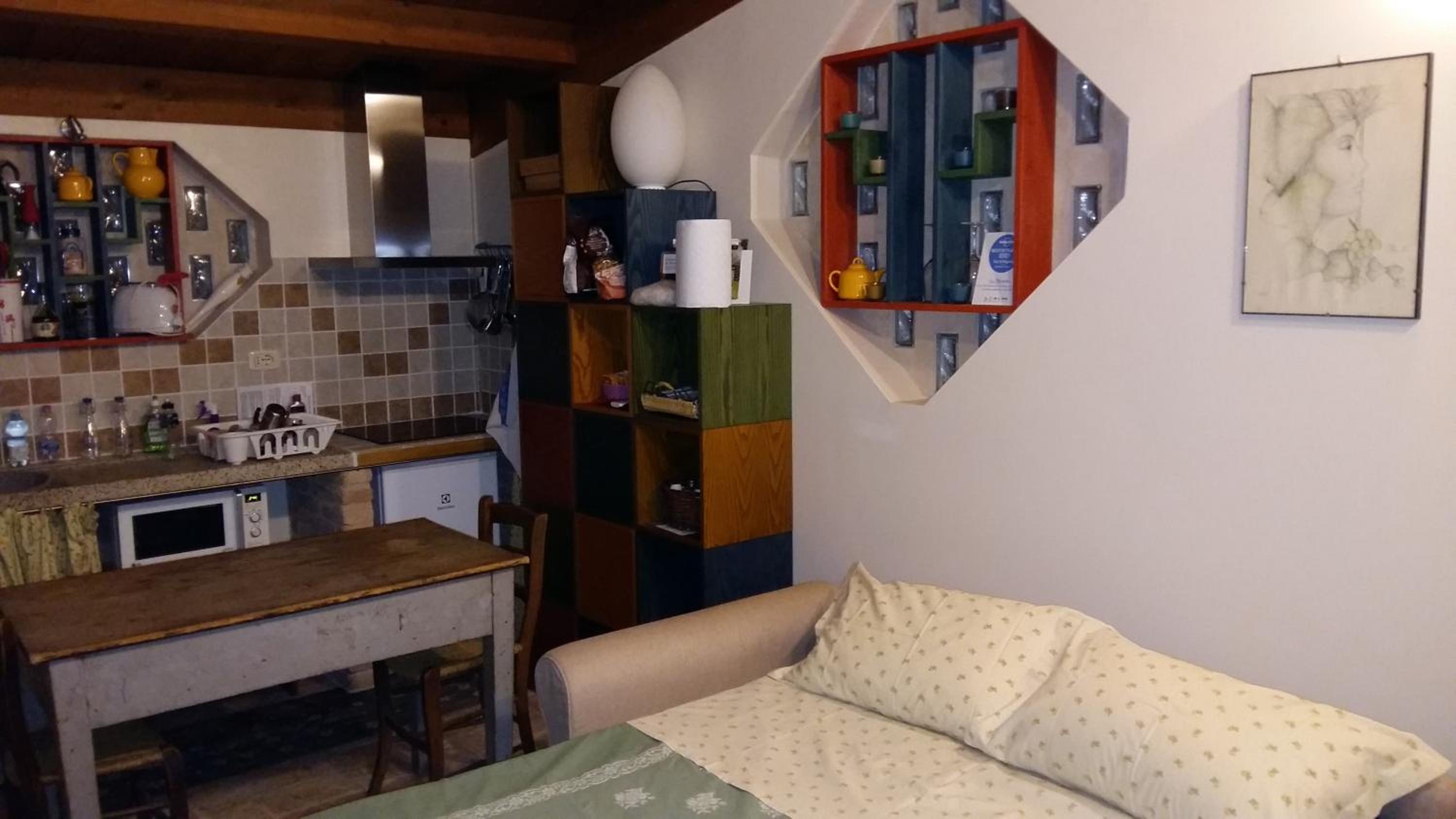 Apartment with Mountain View photo 2