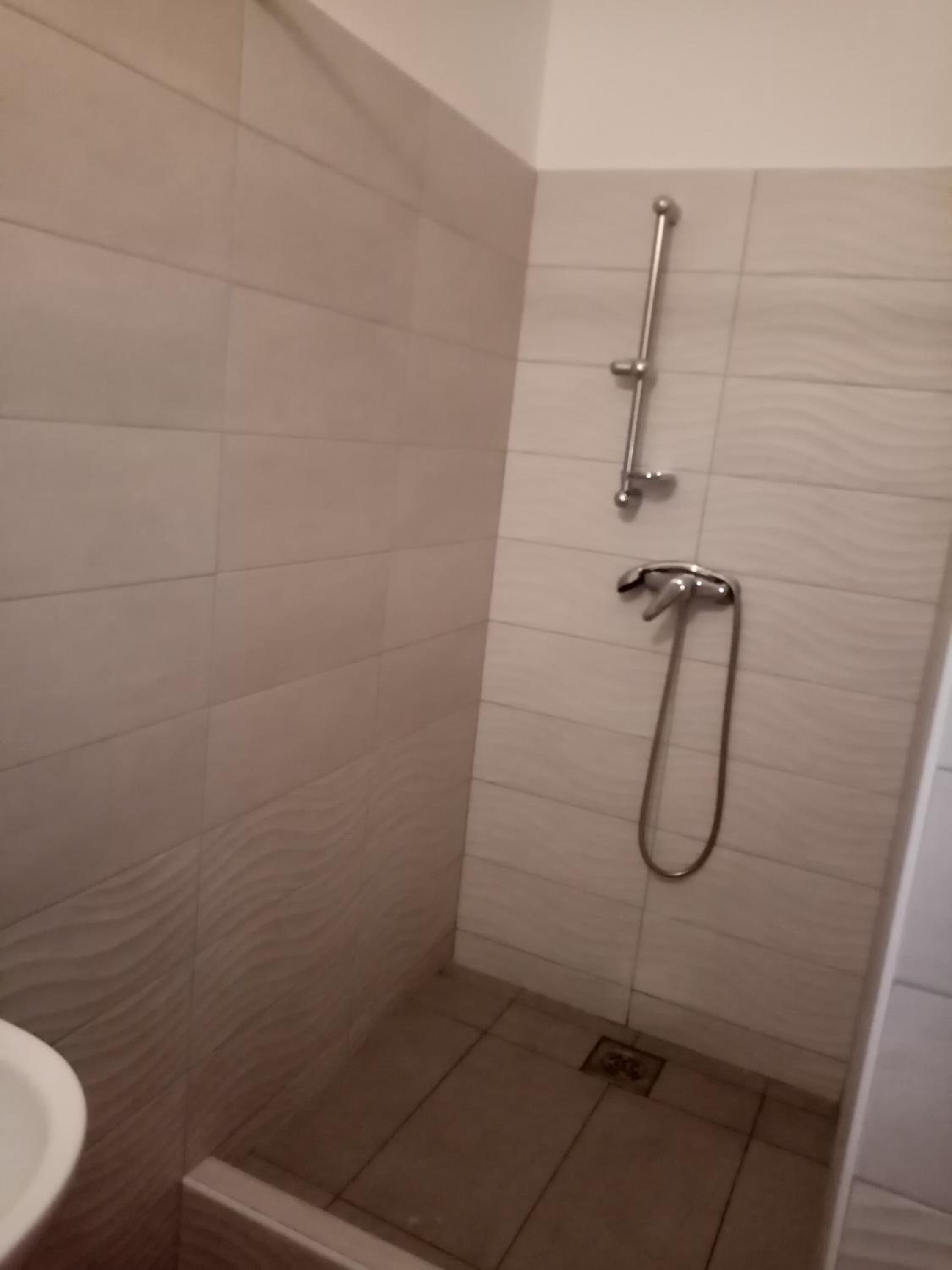 Apartment - Ground Floor photo 2