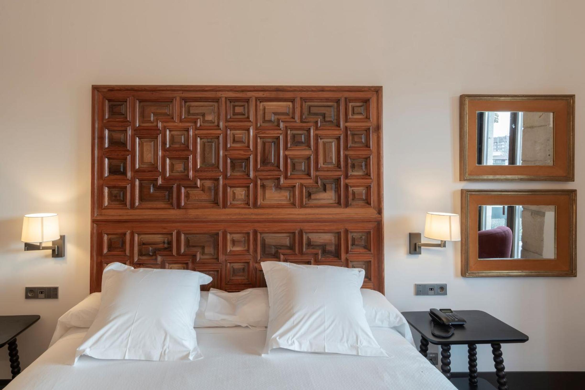 Standard Double Room (3 Adults) - Photo 3