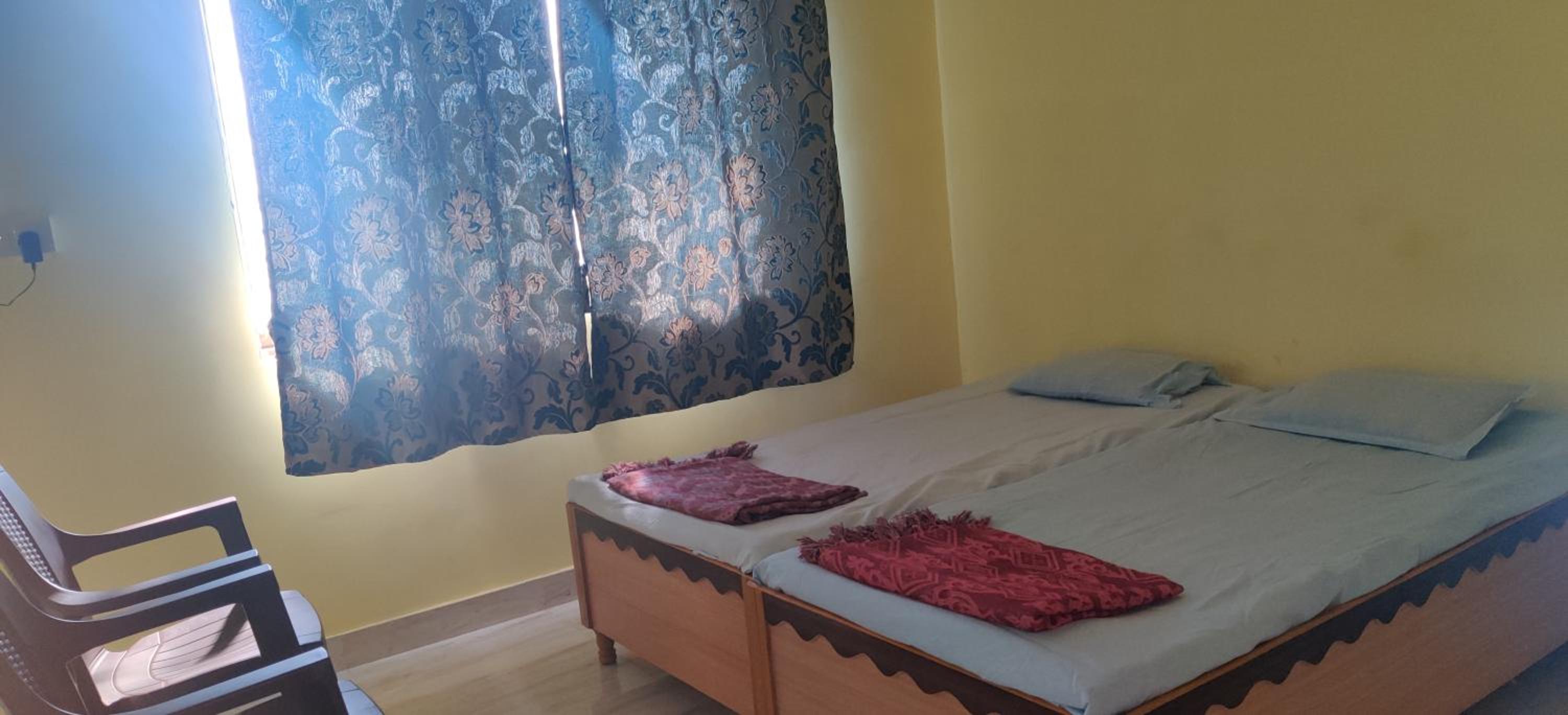 Two-Bedroom Apartment with Balcony photo 2