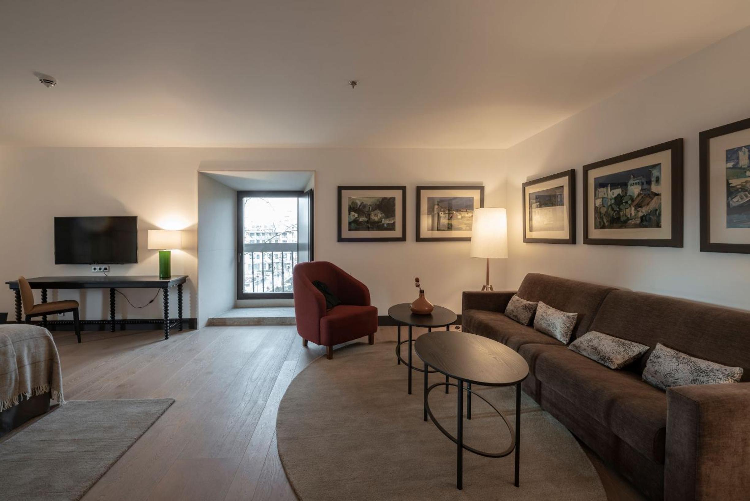 Junior Suite - Photo 1