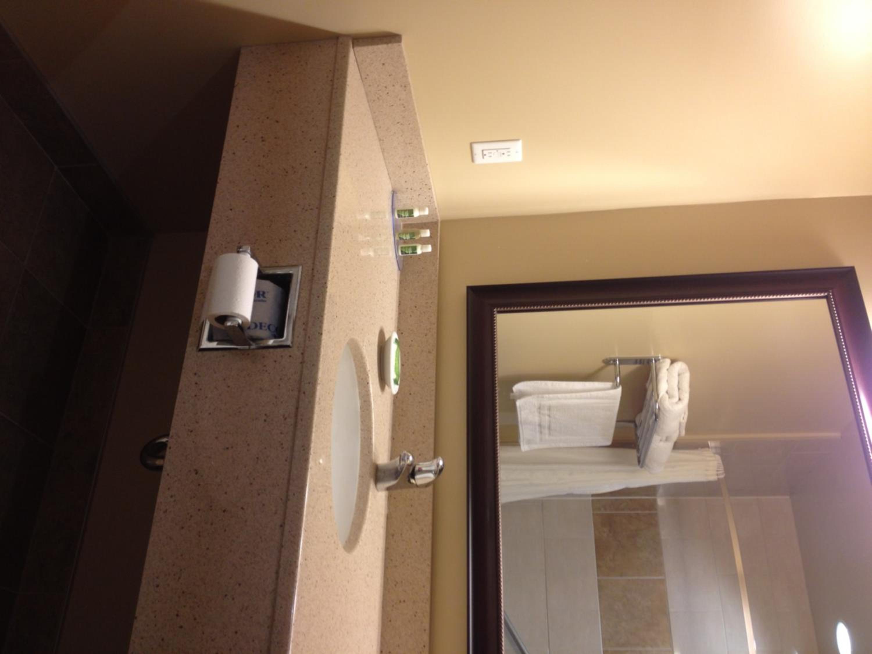 Business King Room photo 2