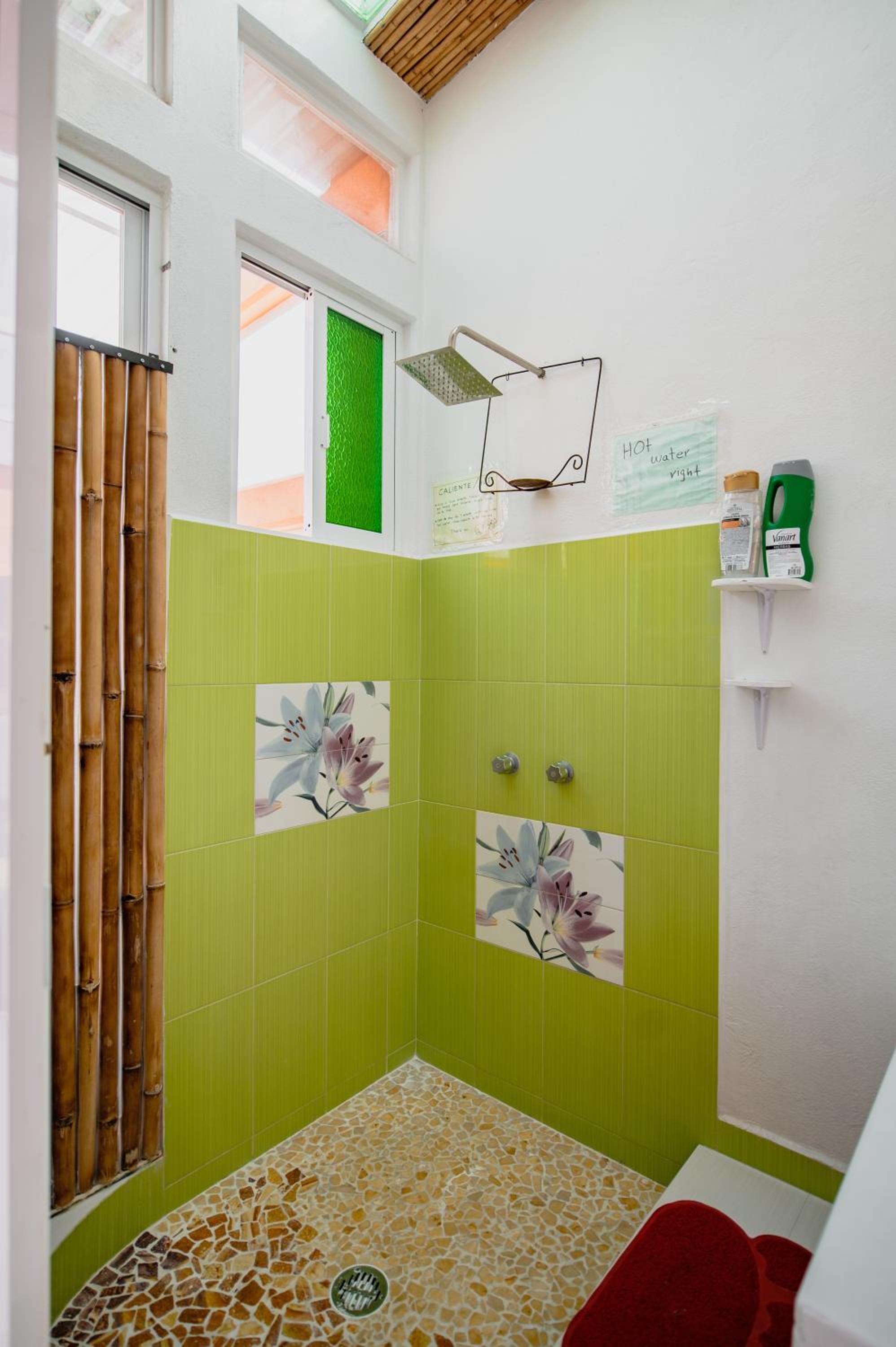 Double Room - Photo 7