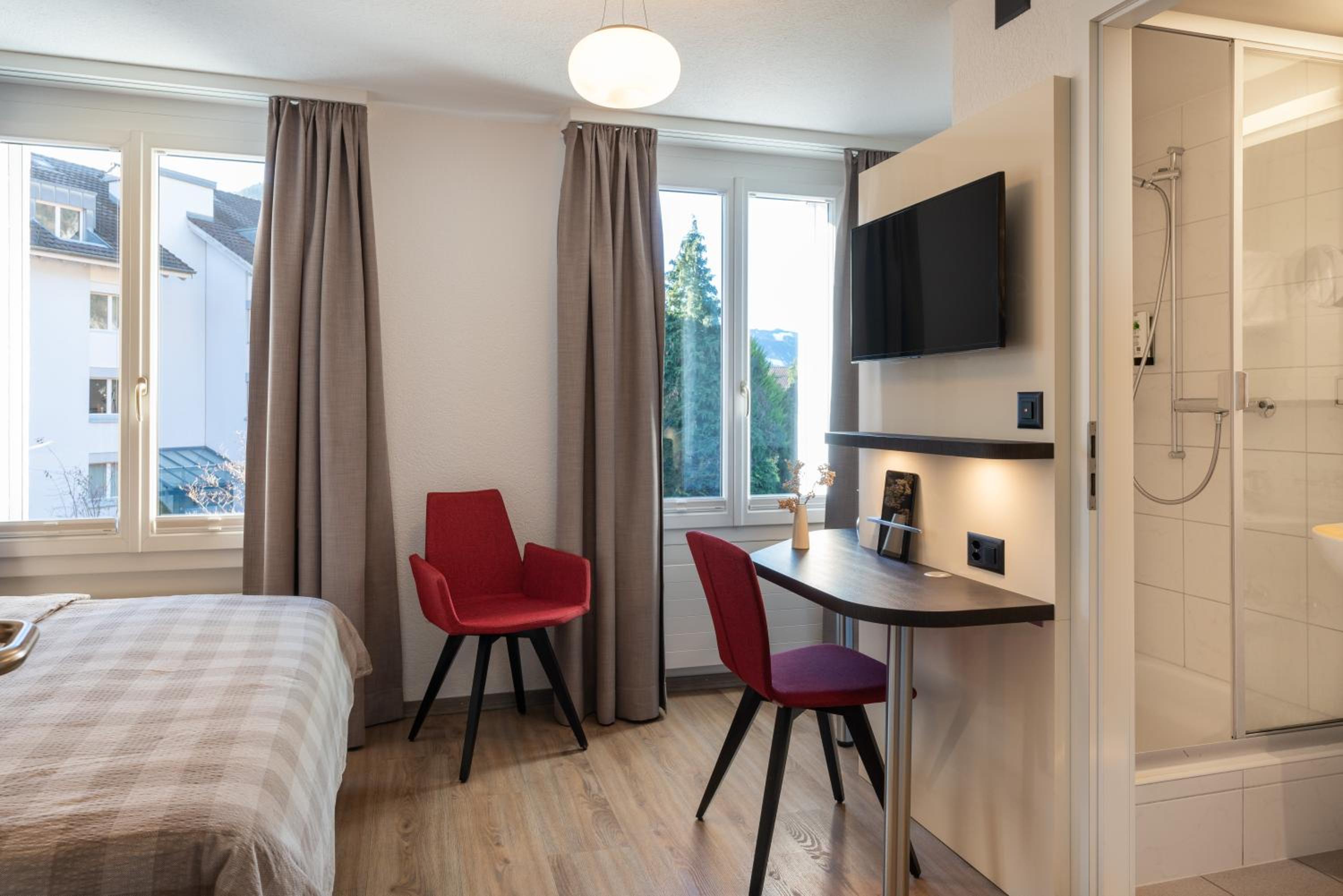 Economy Double Room with Air Conditioning - Photo 2