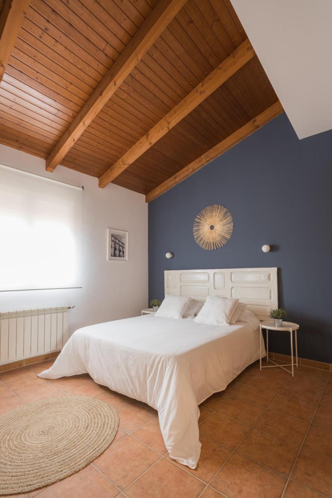 Casa adosada de tres habitaciones