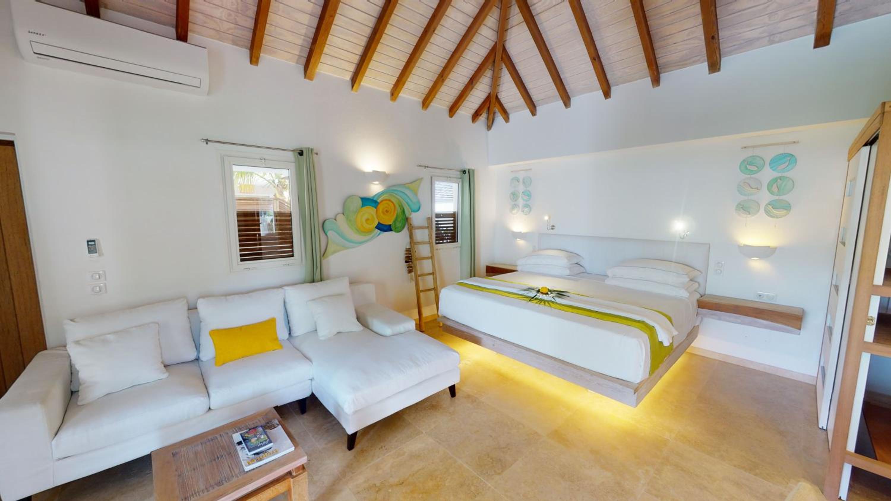 Suite, 1 Bedroom, Pool View photo 3