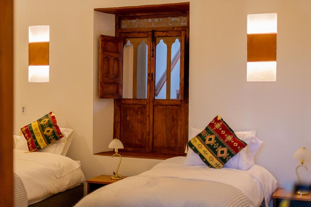 Twin Room with Bathroom photo 2