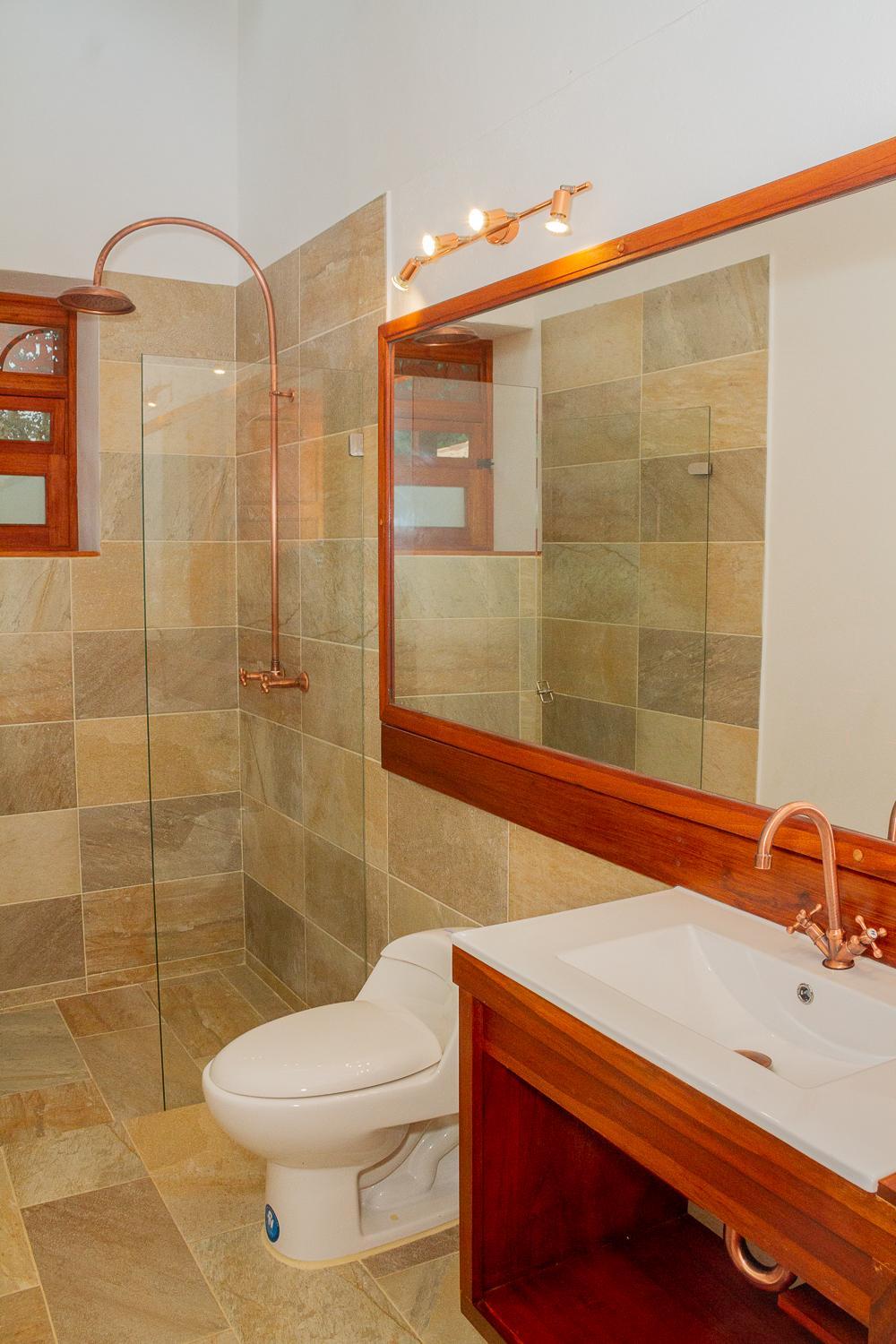 Twin Room with Bathroom photo 2