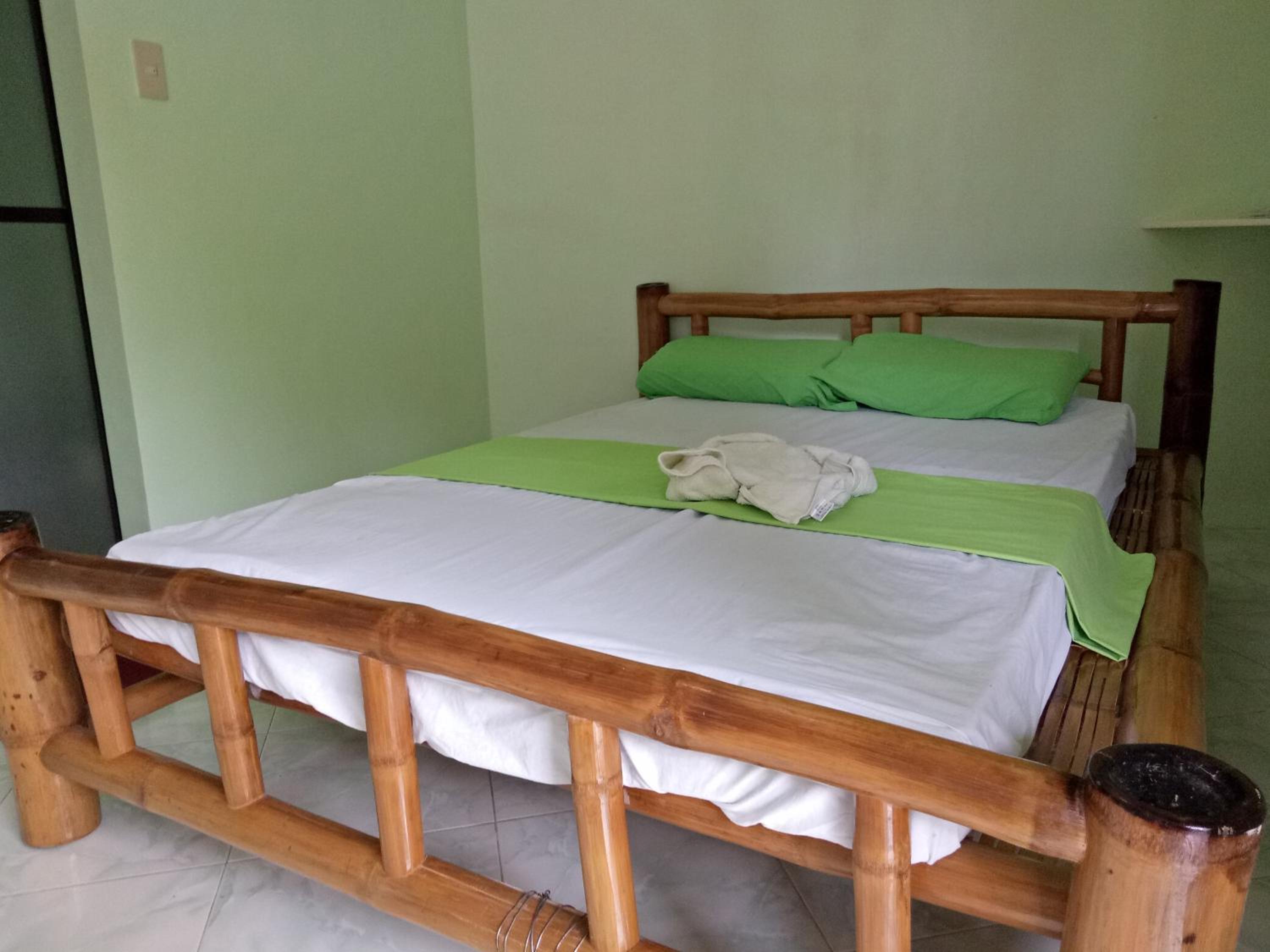 Standard Double Room with Fan - Photo 2