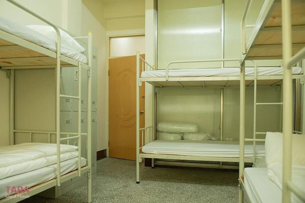 Bed In 6-Bed Female Dormitory Room photo 1
