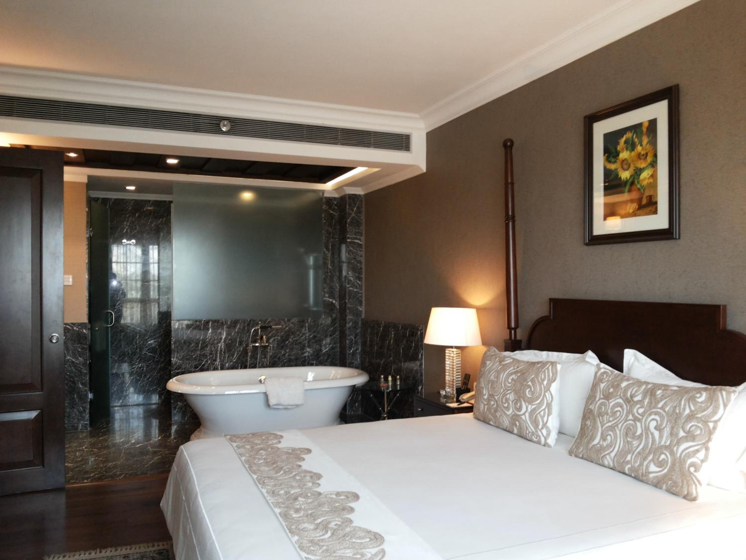 Suite photo 1