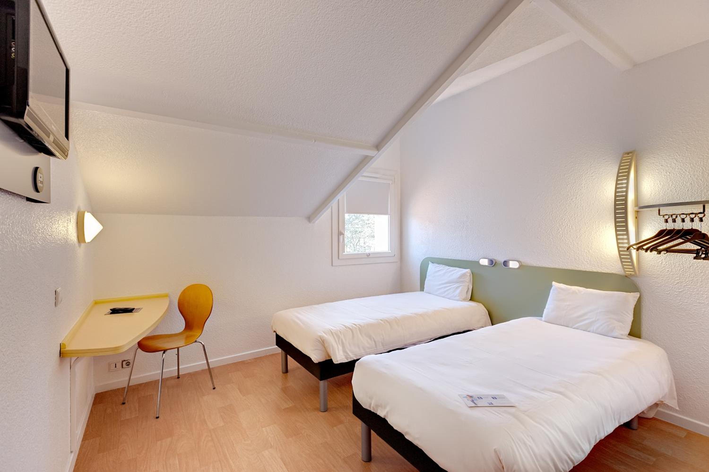 Twin Room photo 2