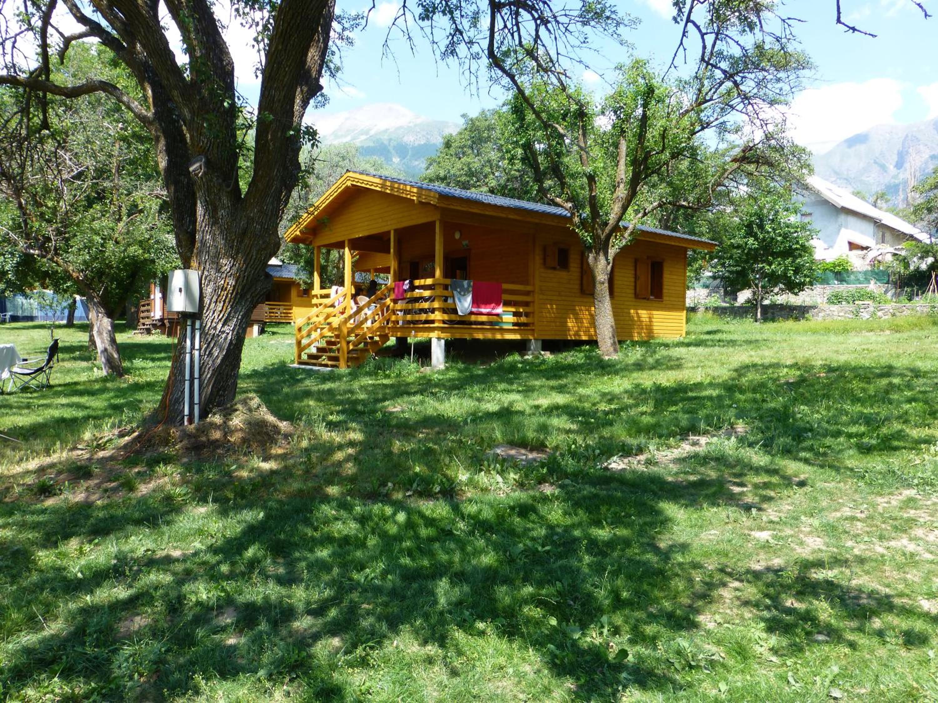 Chalet with Mountain View - Photo 5