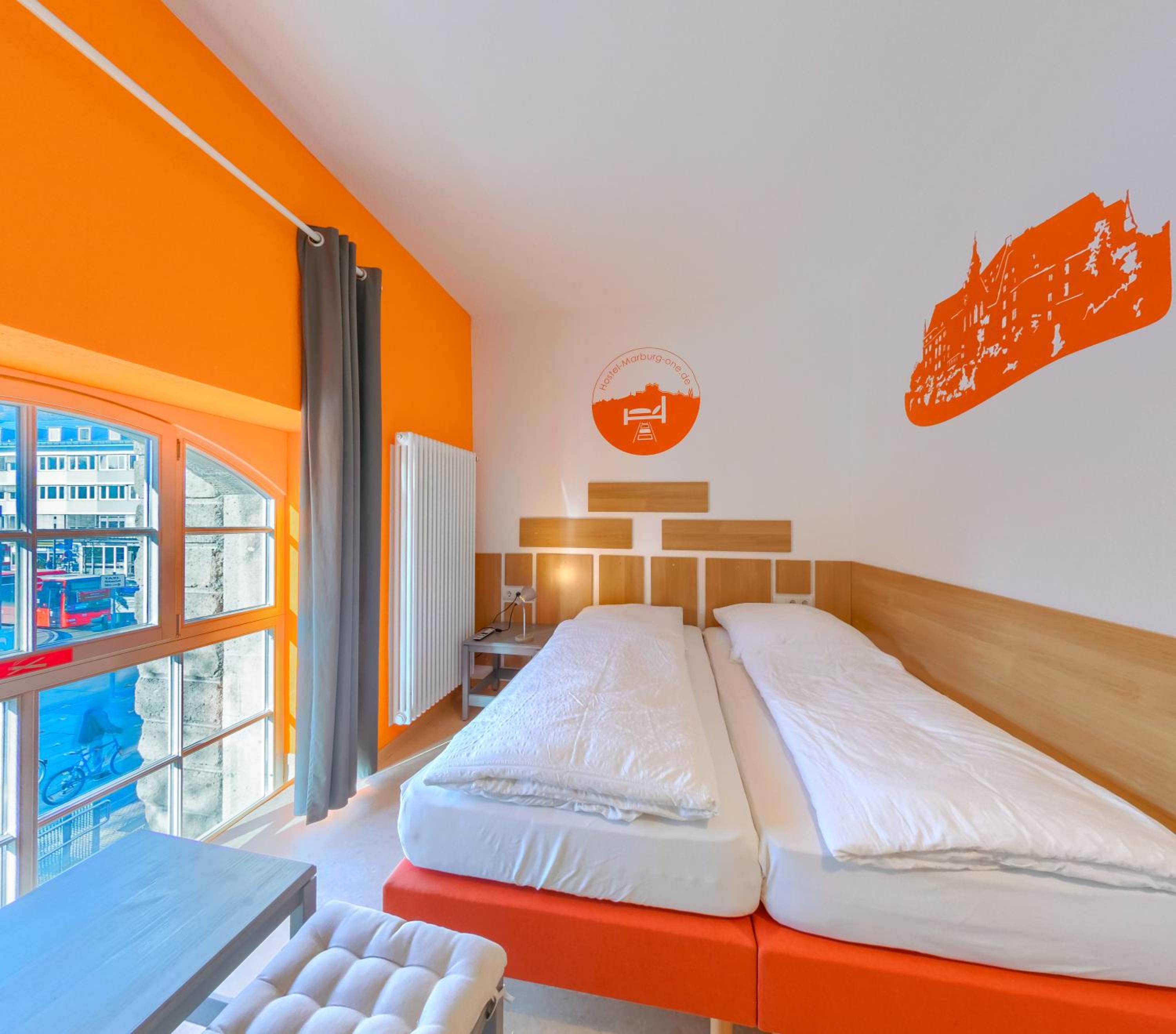 Double Room with Shared Bathroom photo 3
