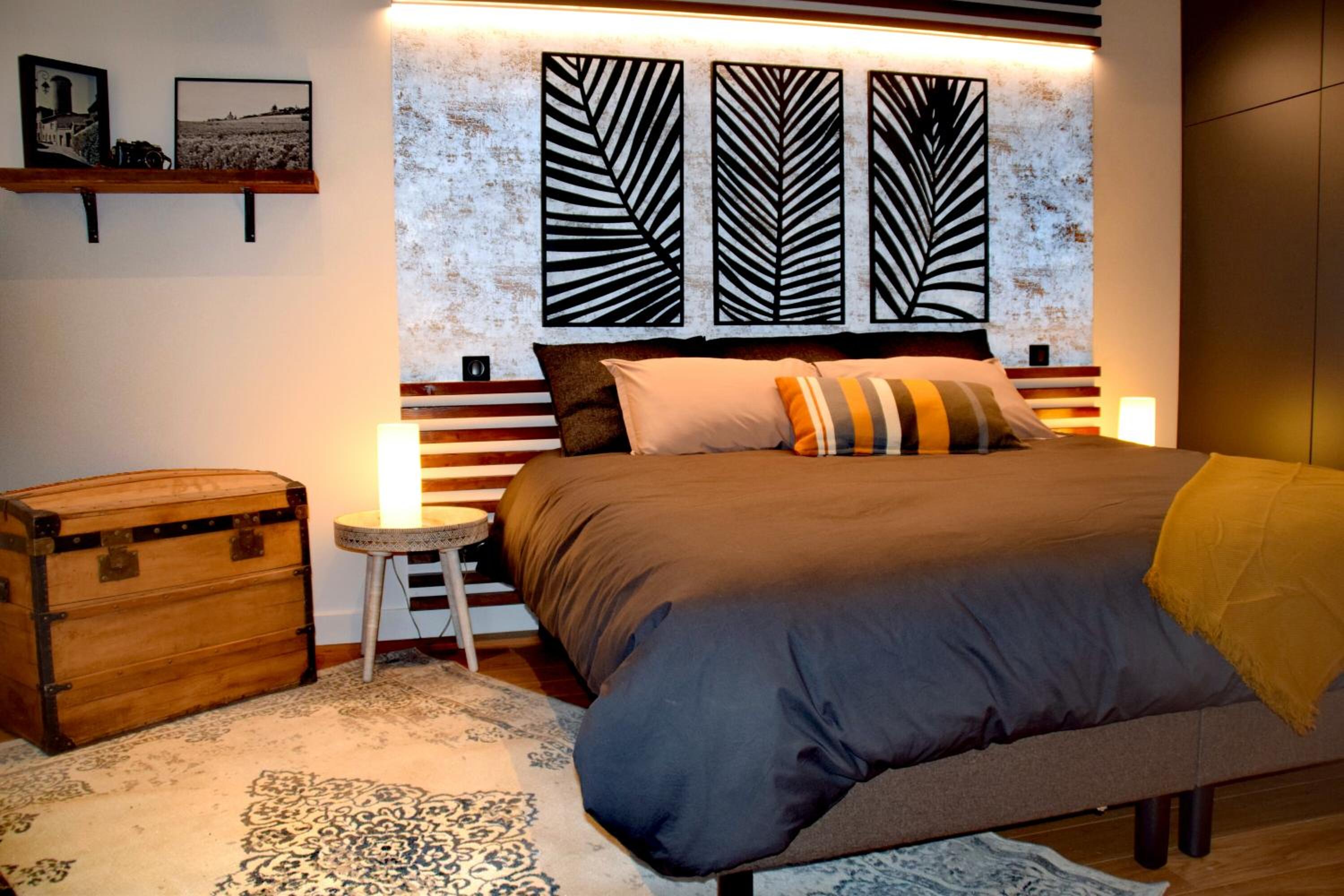 Deluxe King Room photo 2