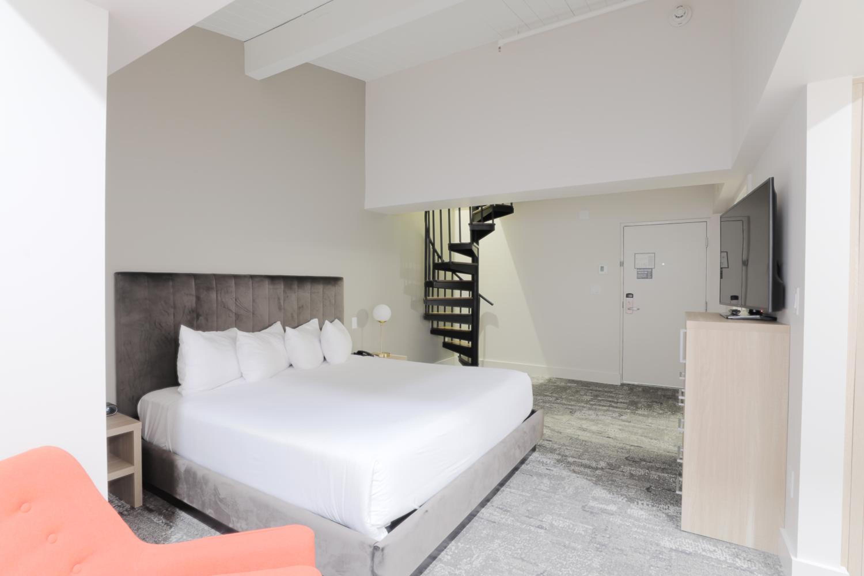Superior Triple Room - Photo 14