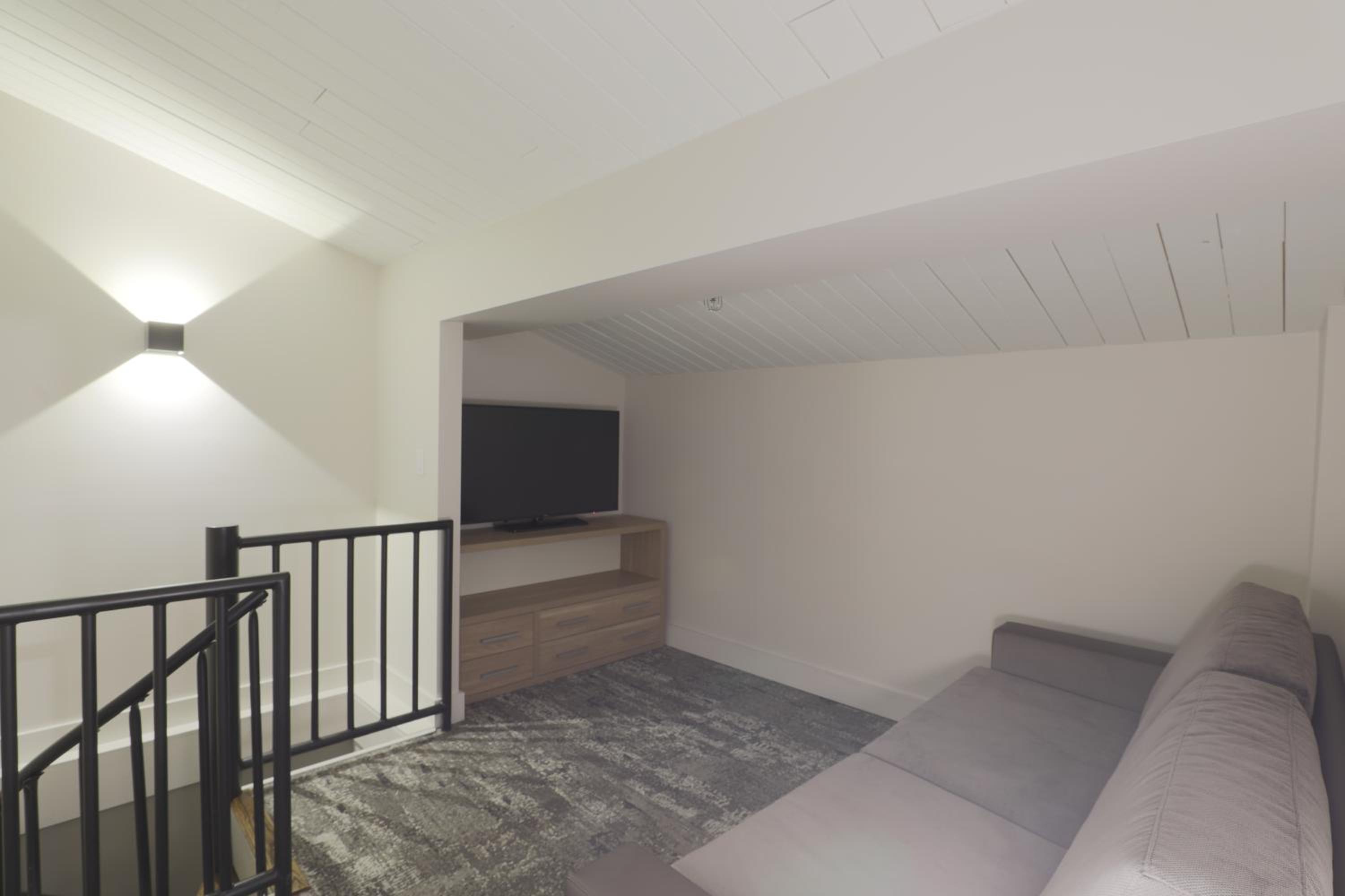 Superior Triple Room - Photo 9