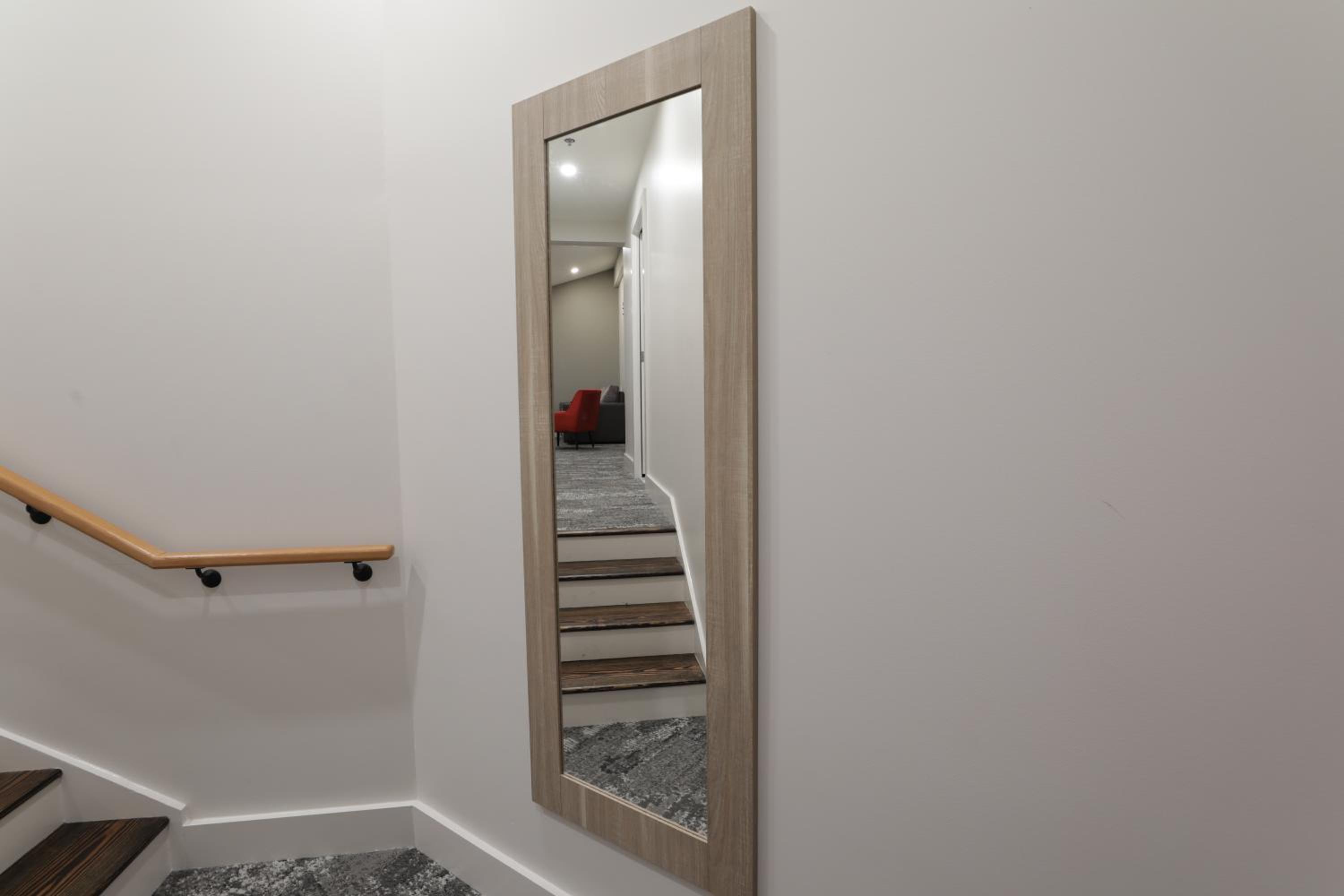 Large Double Room - Photo 12