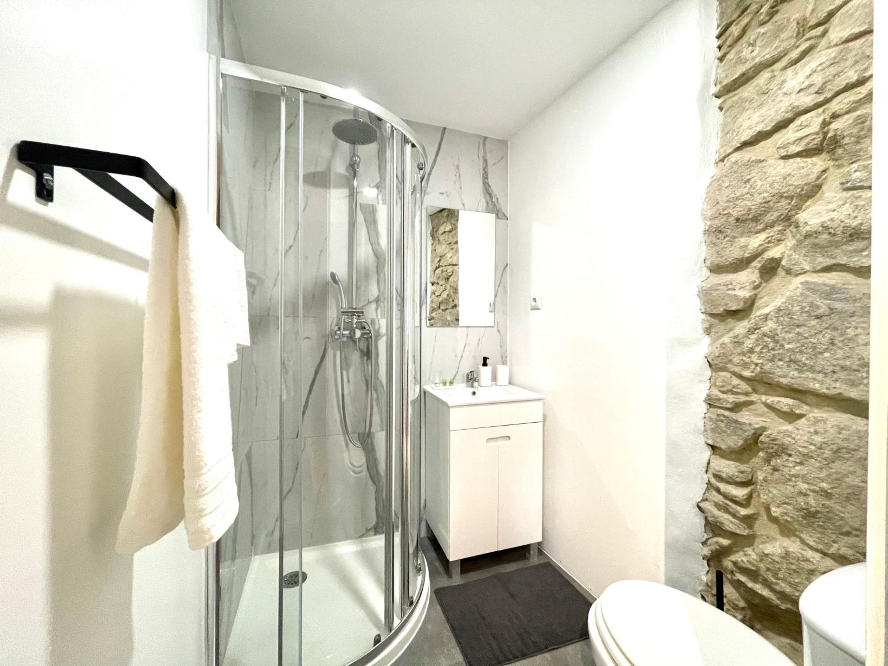 Studio Apartment photo 3