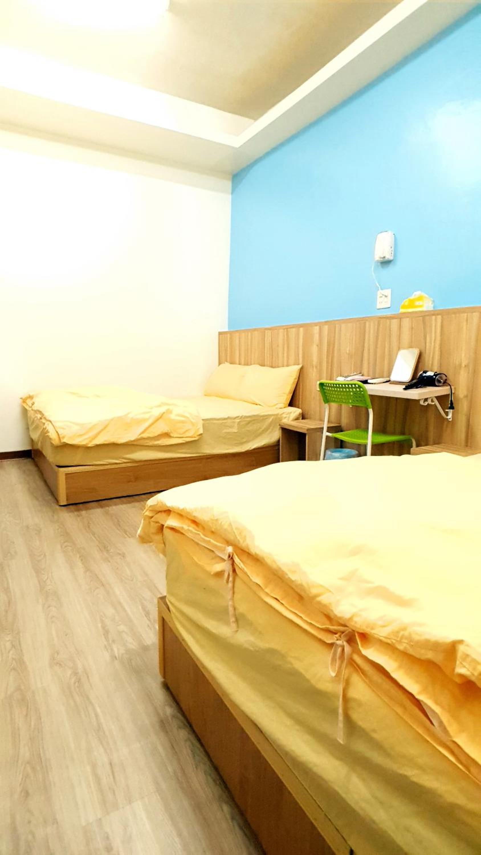 Quadruple Room with Shared Bathroom photo 1
