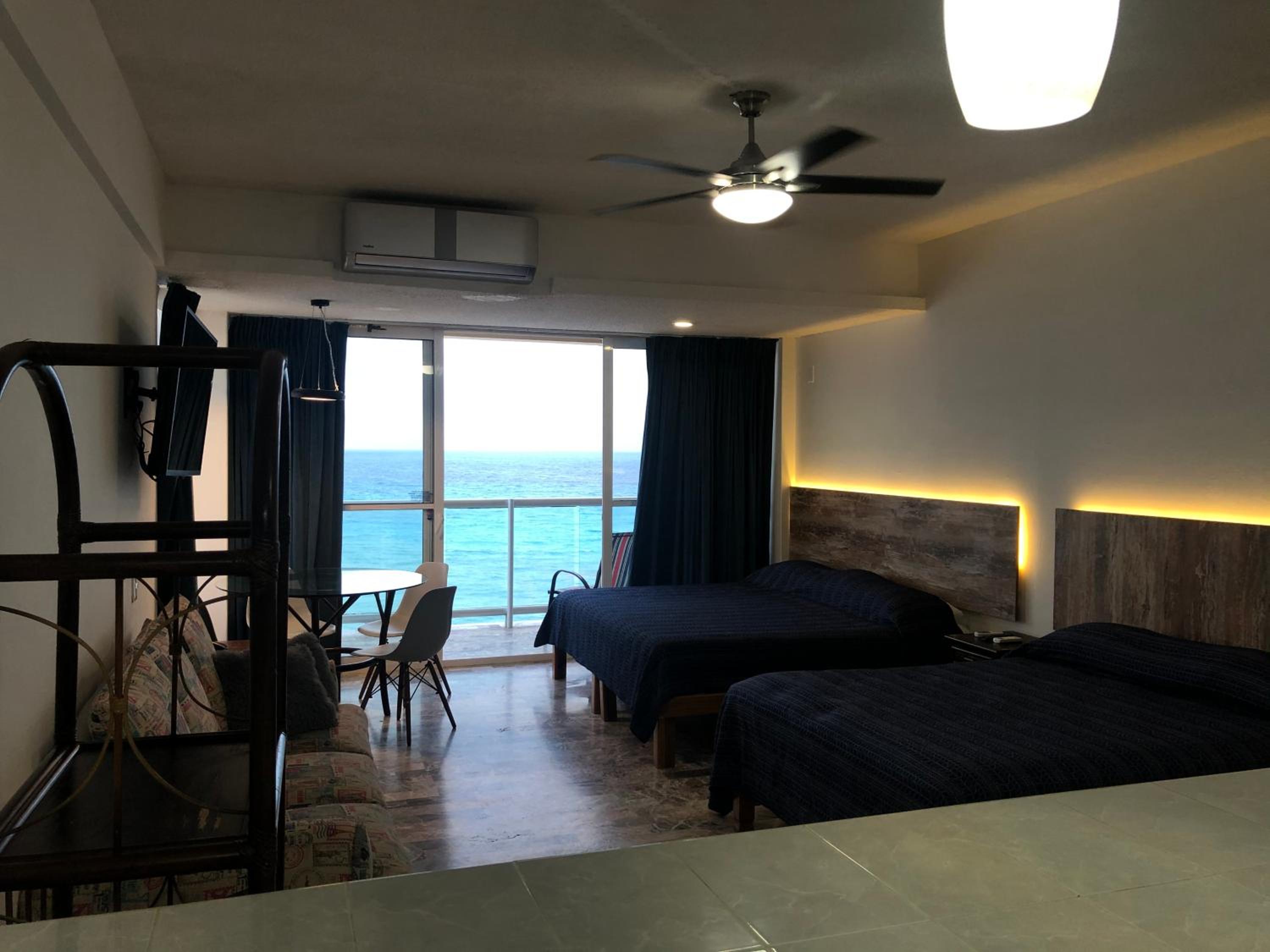 Studio with Sea View photo 2