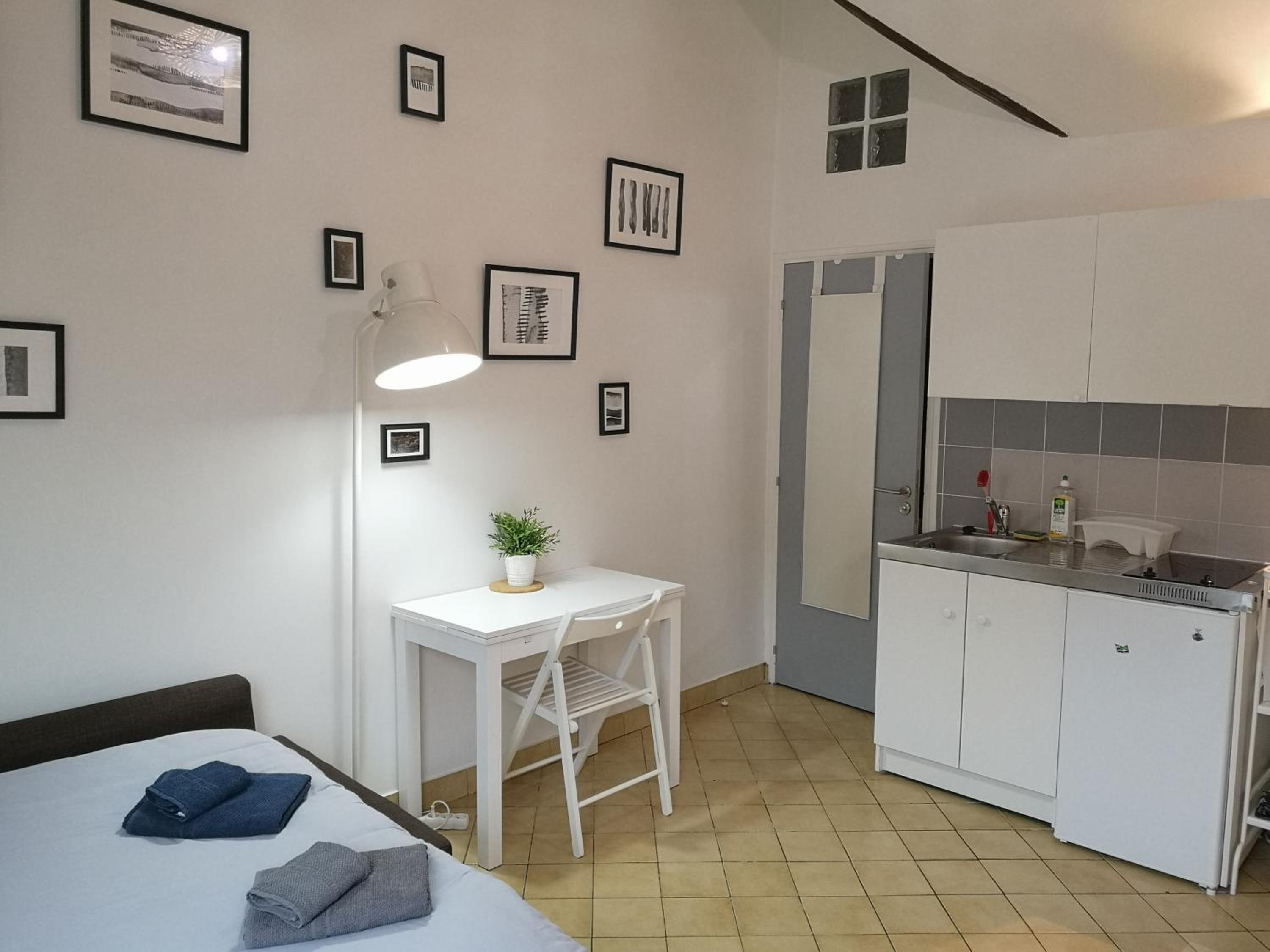 Superior Apartment - Photo 8