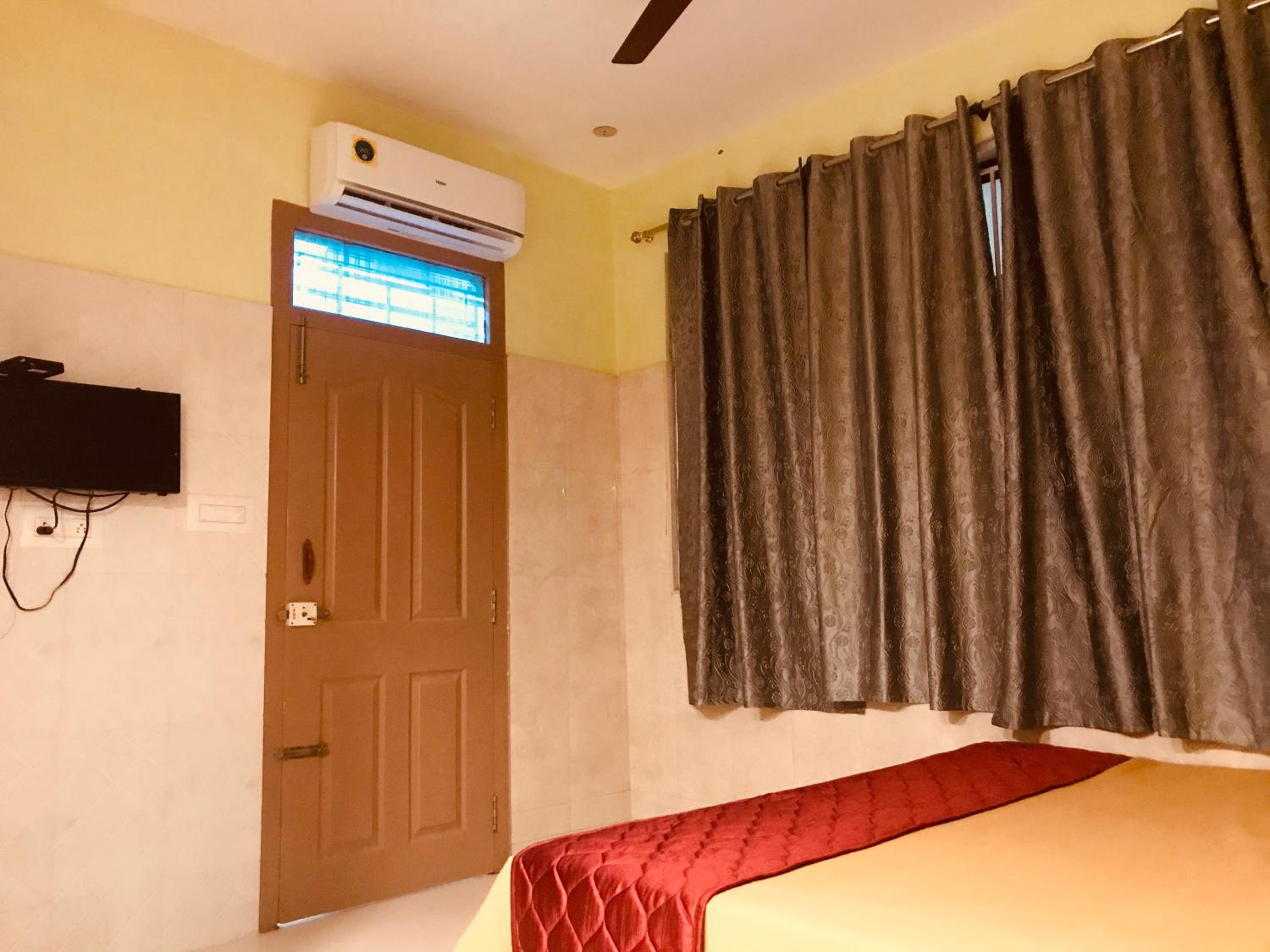 Deluxe Double or Twin Room - Photo 1
