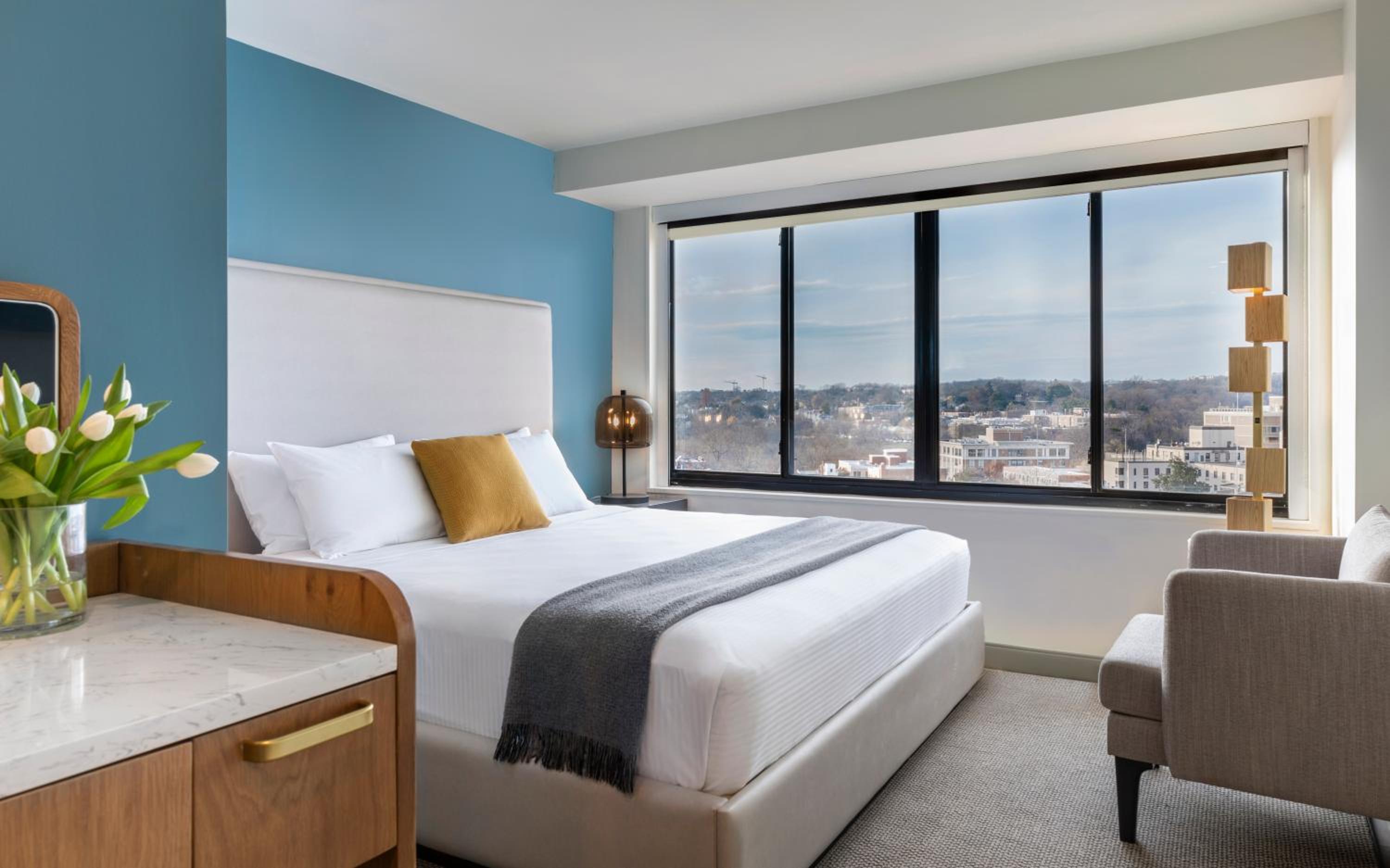 Standard 1 King Bed at Hotel Madera in Washington