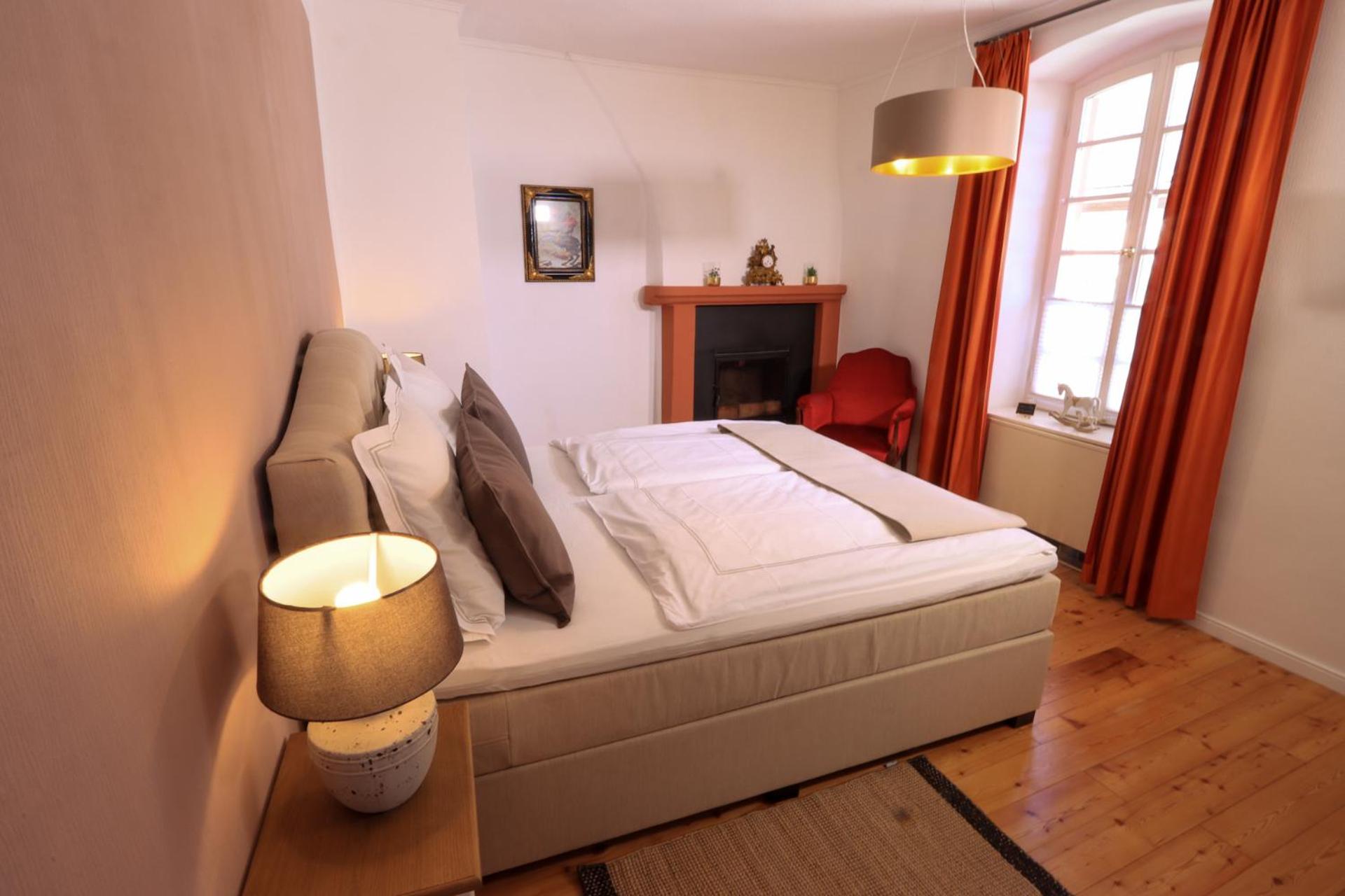 Superior King Room photo 2