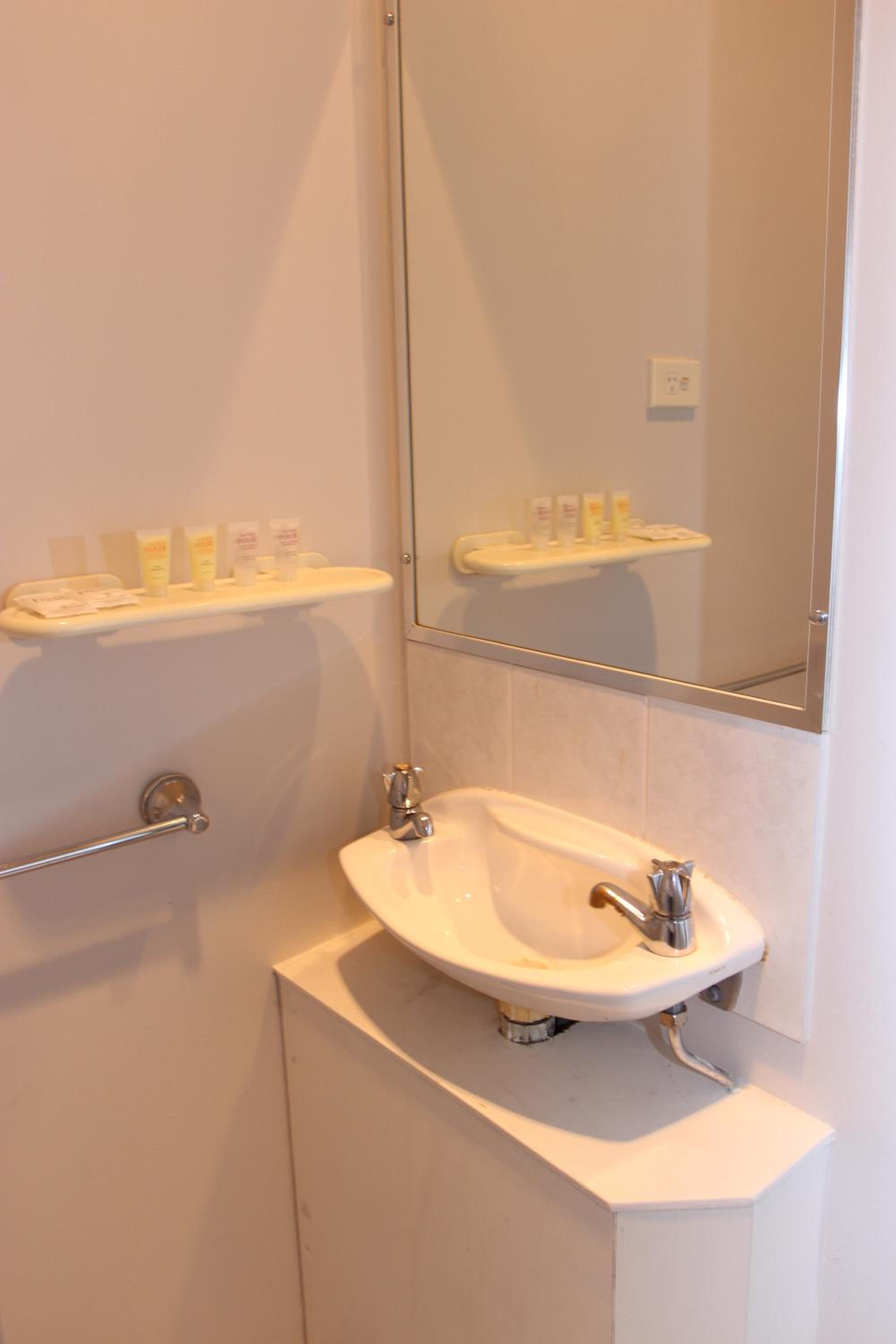 Double Room with Private Bathroom photo 3
