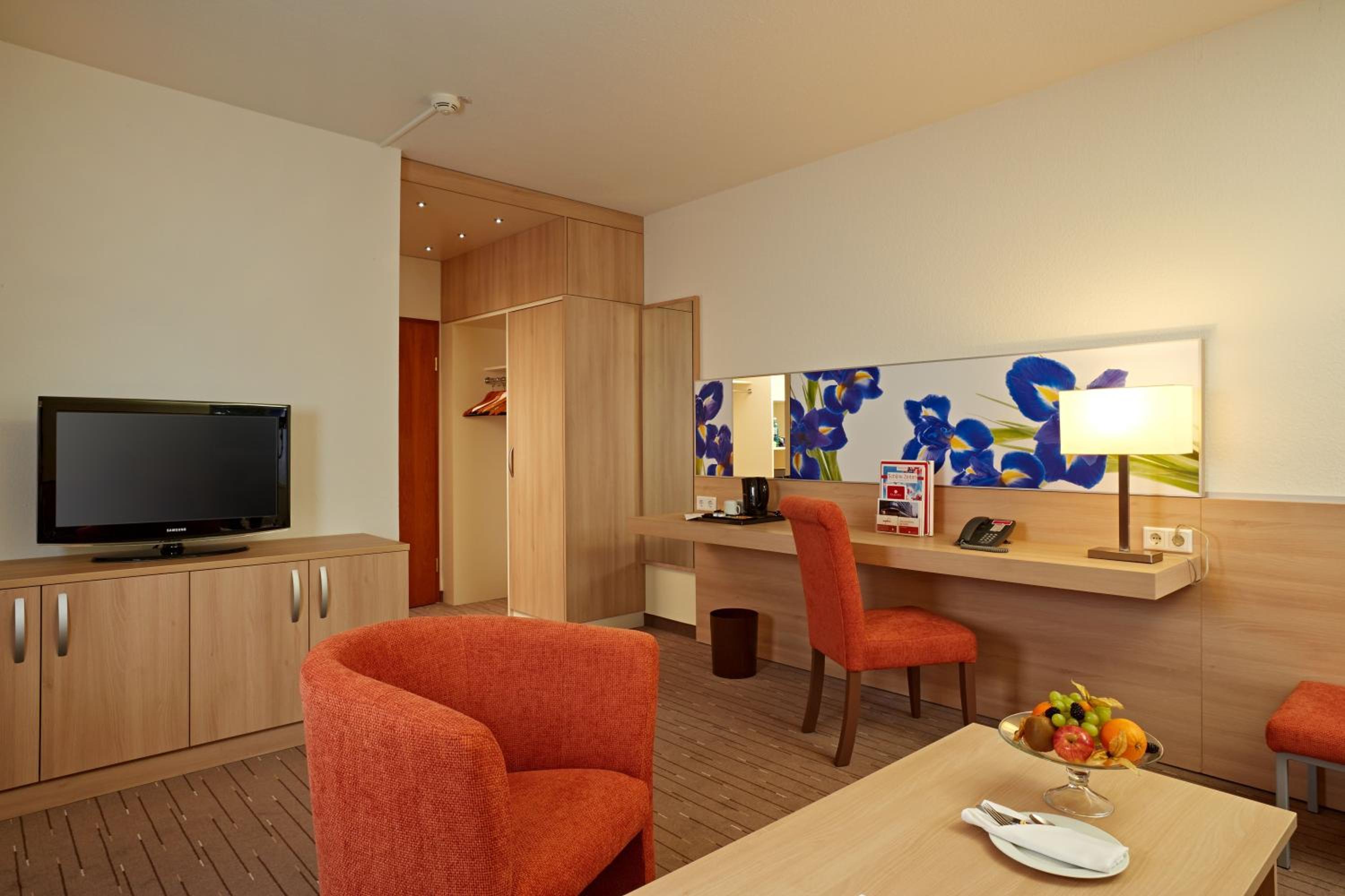 Business Double Room thumbnail 5