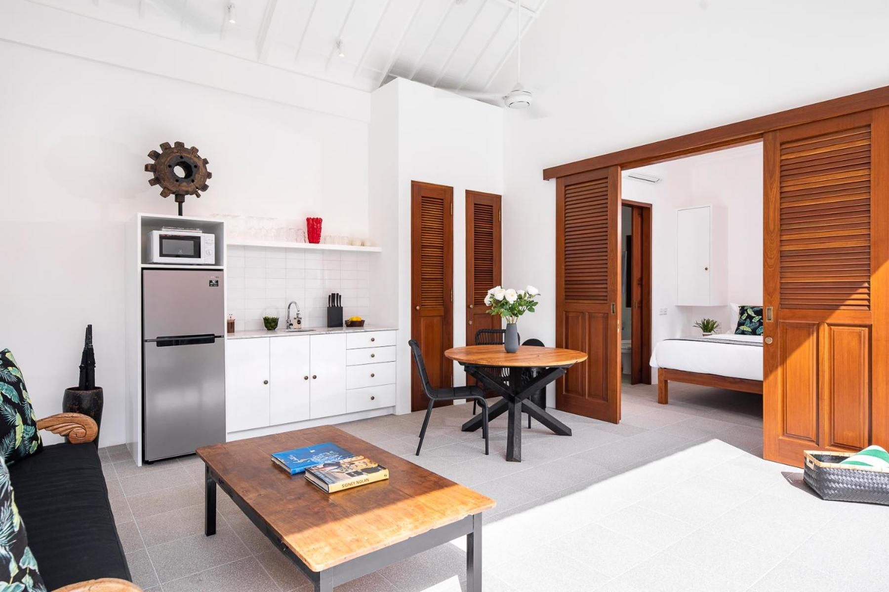 One-Bedroom Villa - Photo 26