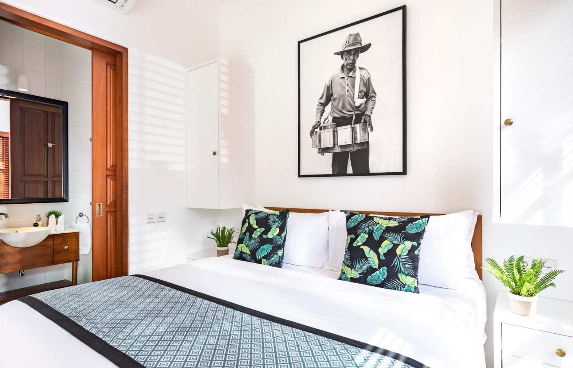One-Bedroom Villa - Photo 30