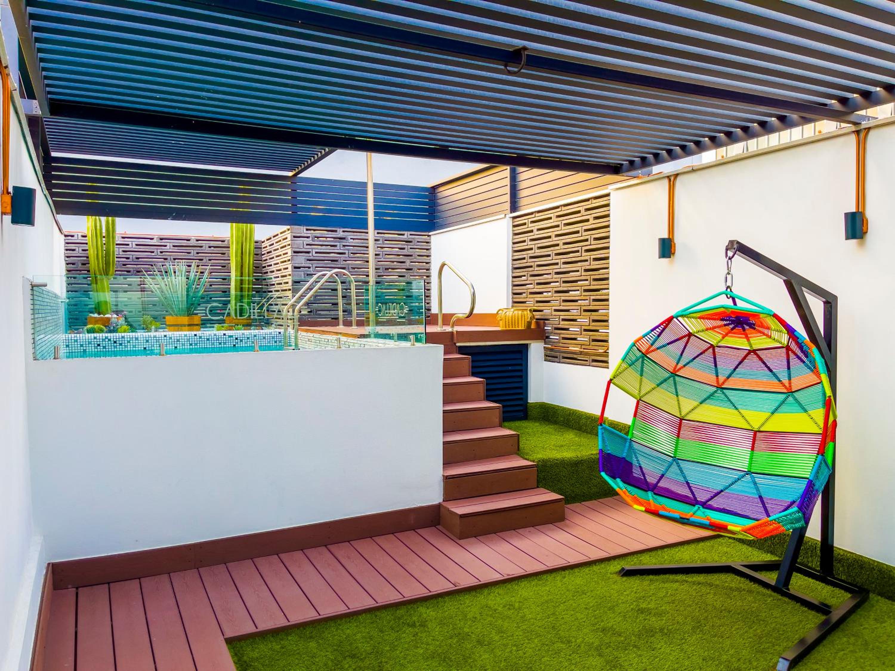 Suite with Private Pool - Photo 2