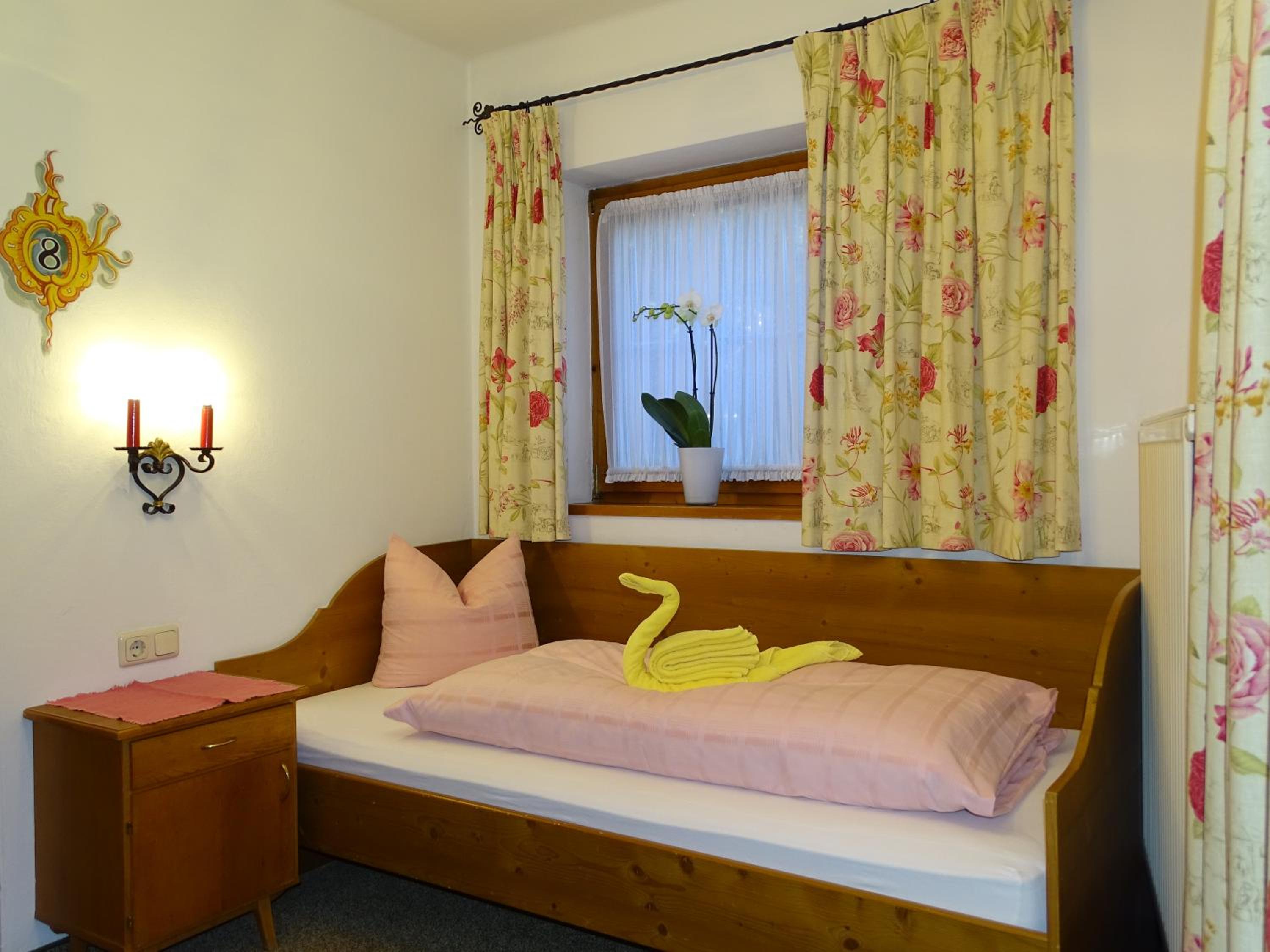 Single Room photo 3
