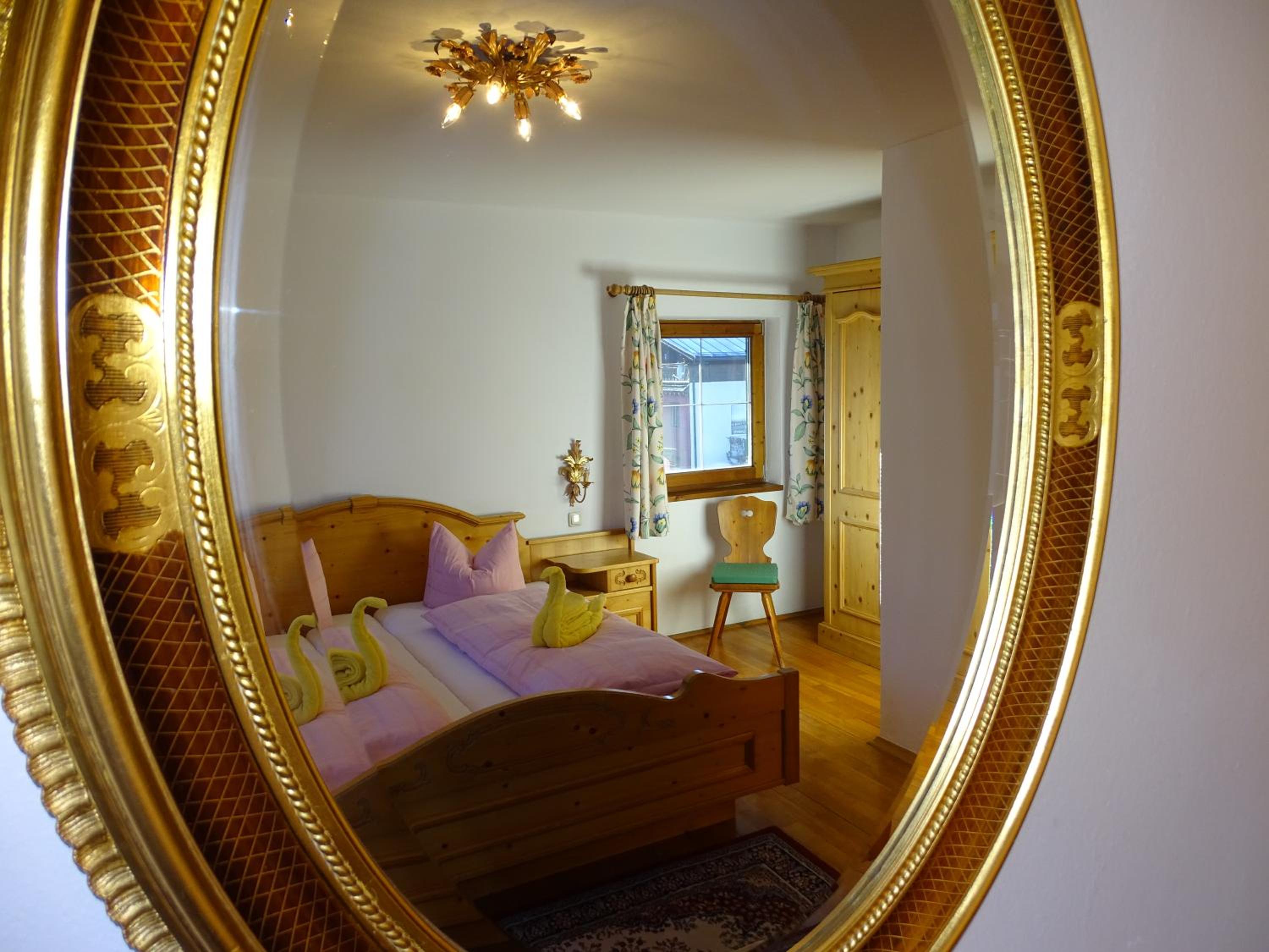 Double Room - Photo 5
