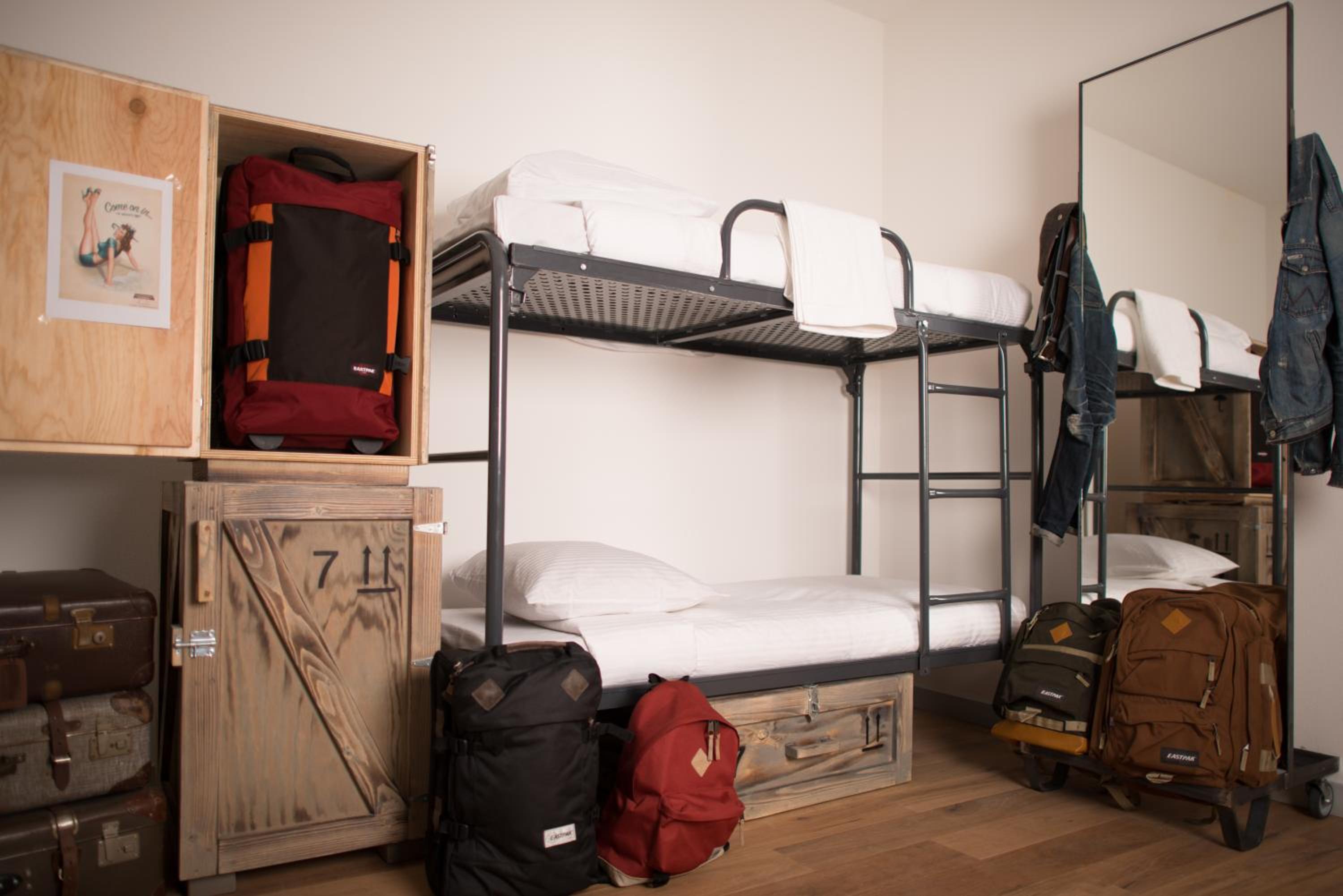 Bed in 6-Bed Mixed Dormitory Room