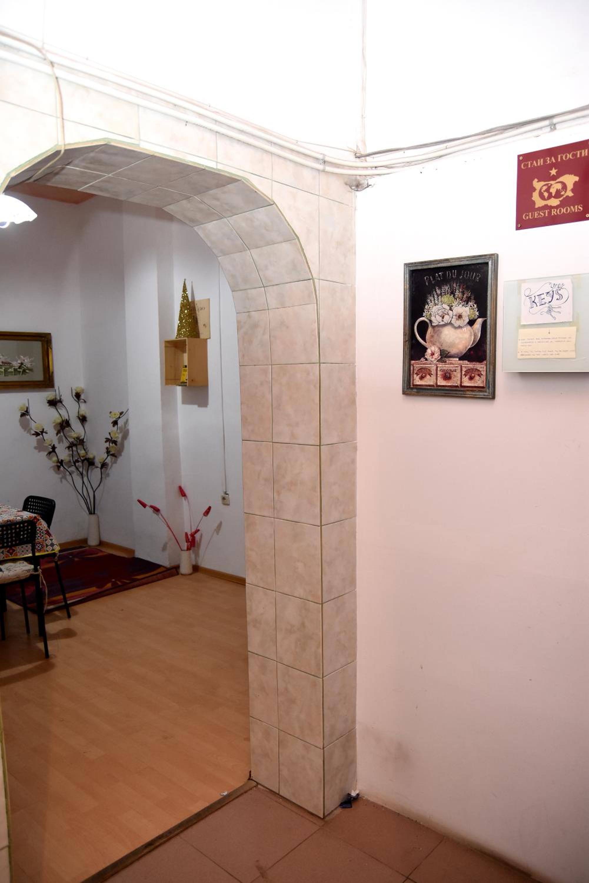 Deluxe Double Room with Private Bathroom - Photo 1