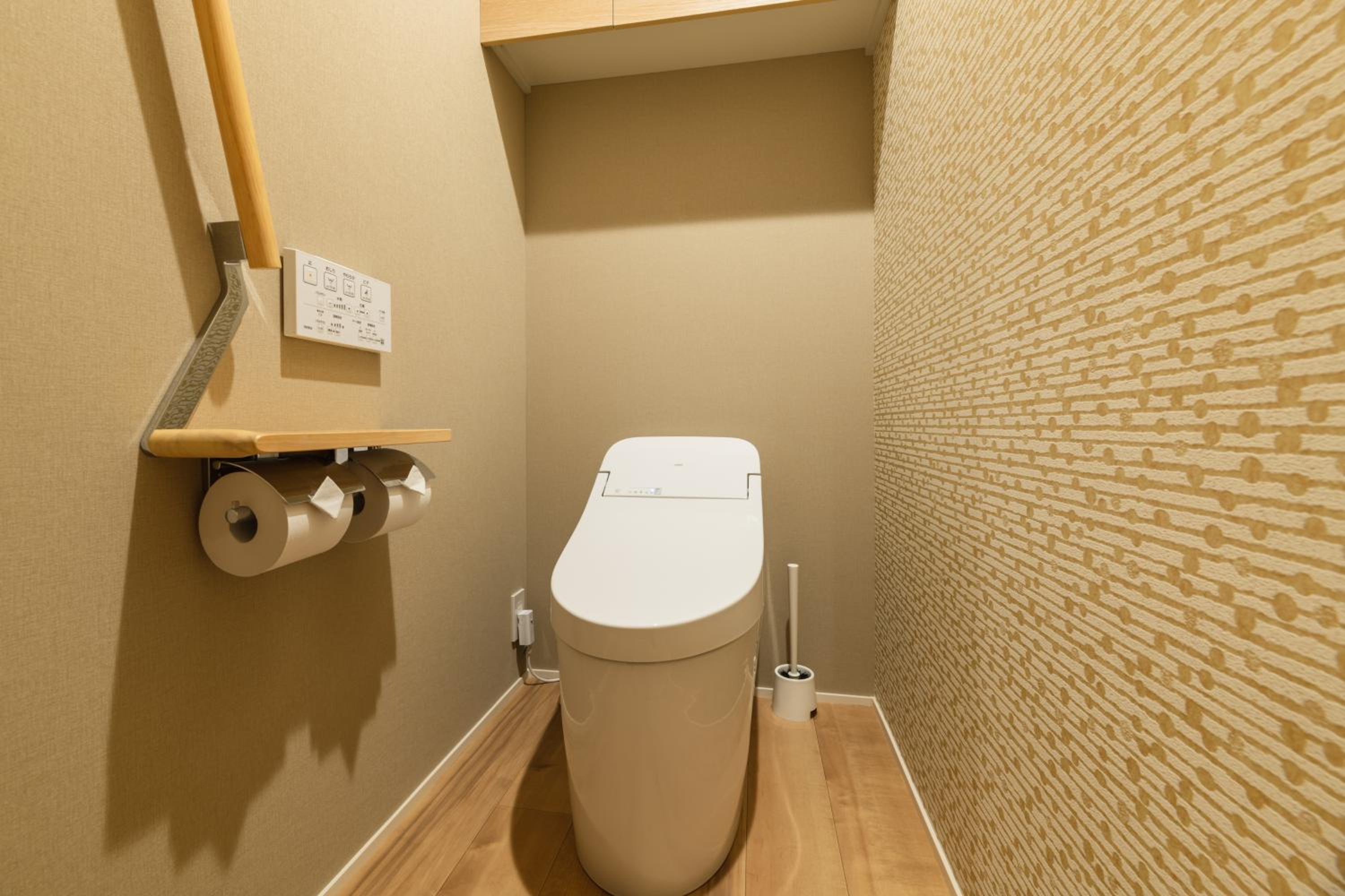 Standard Twin Room - Photo 19