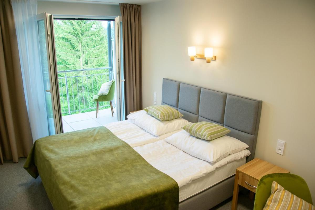 King Room with Balcony photo 2