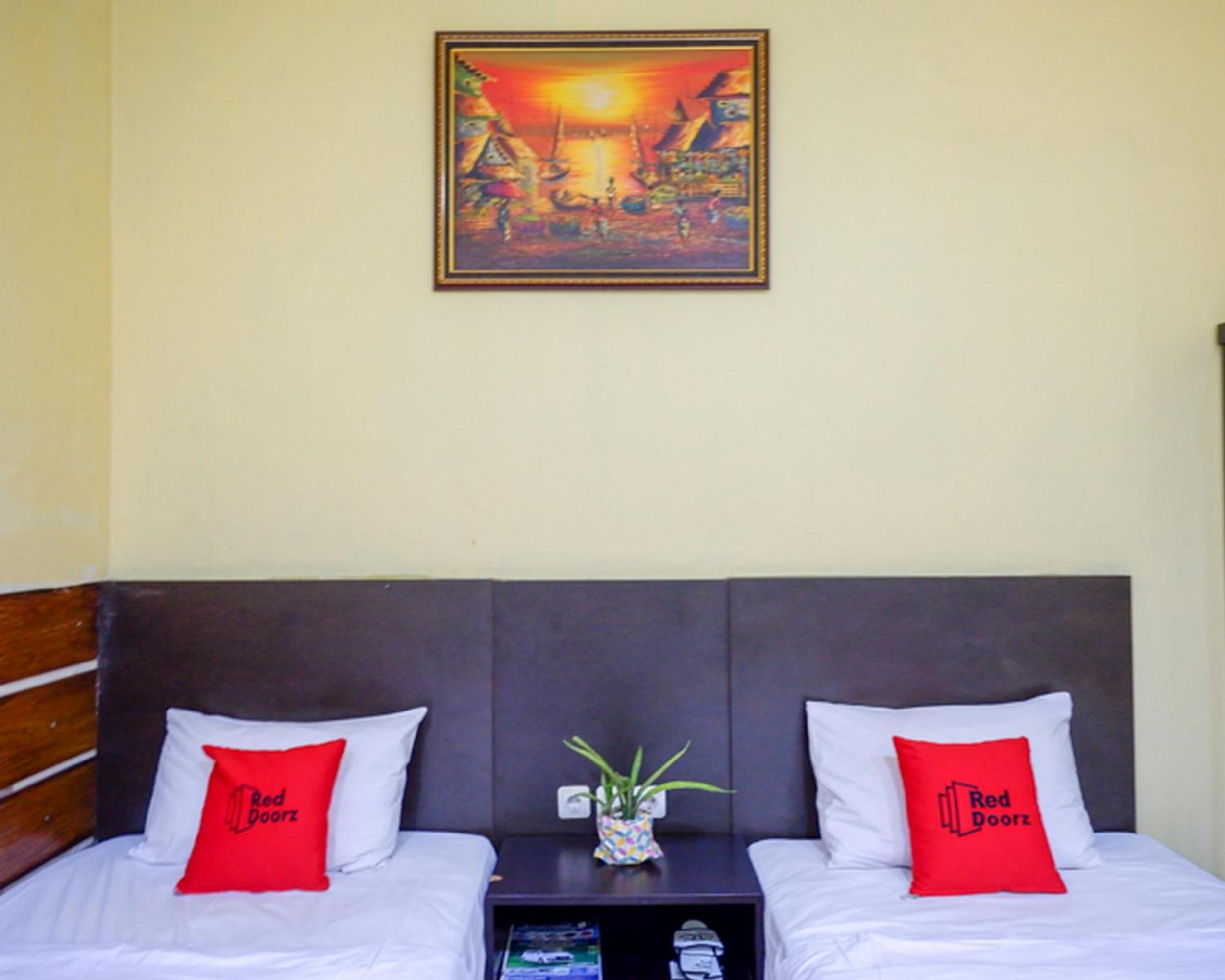 Twin Room - Photo 1