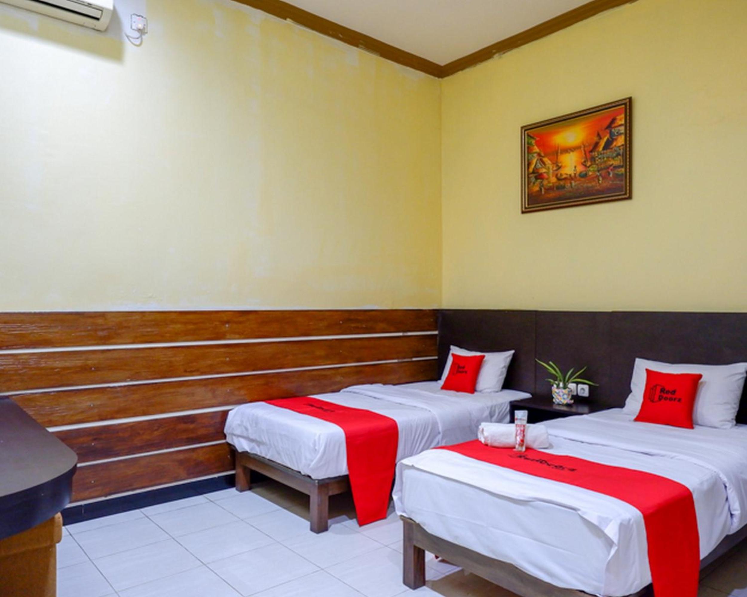 Twin Room - Photo 5