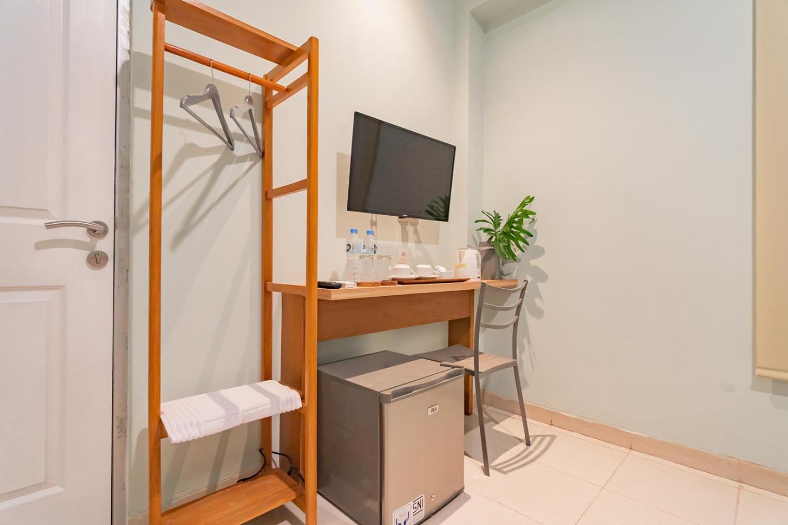 Deluxe Room - Photo 5