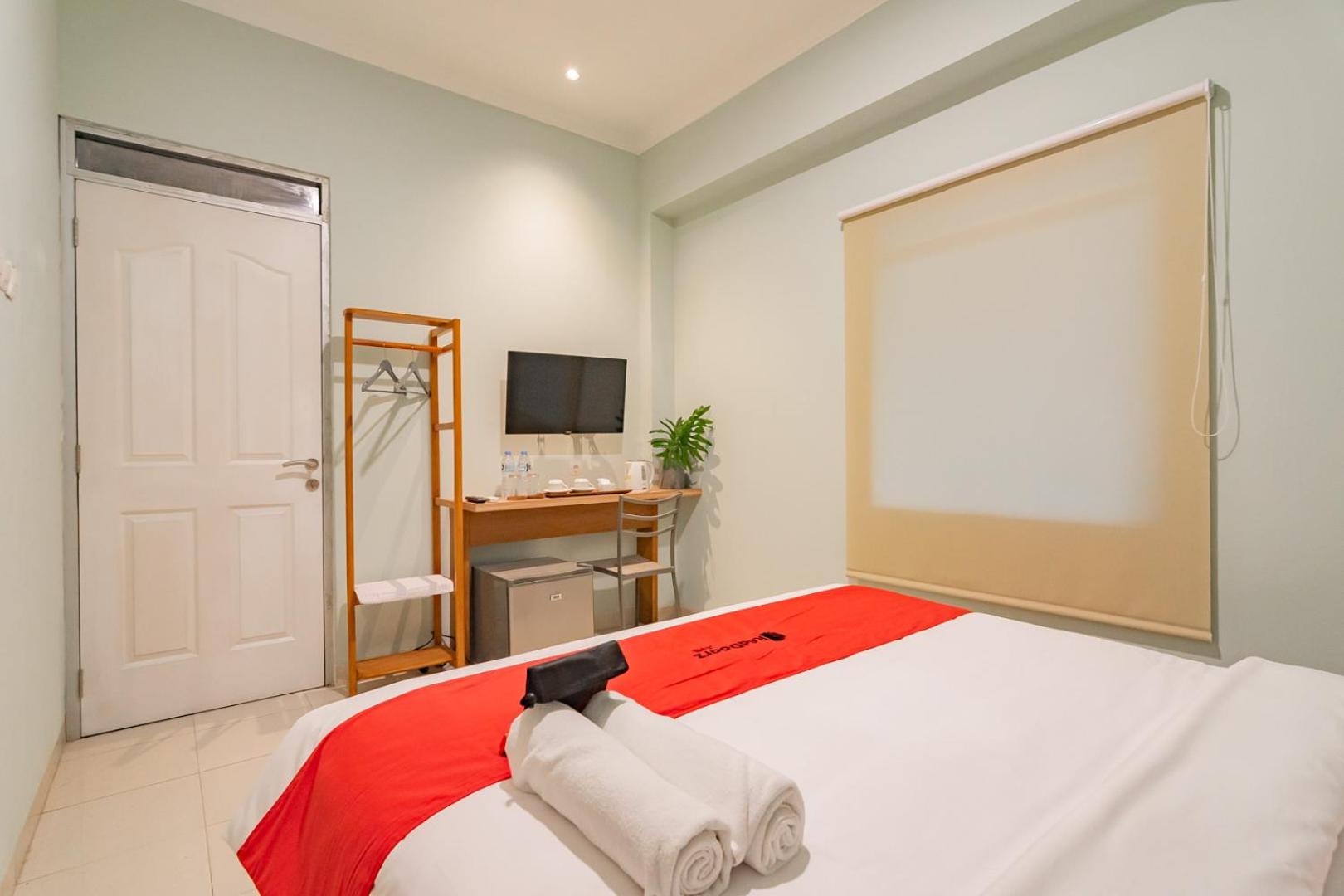 Deluxe Room - Photo 4