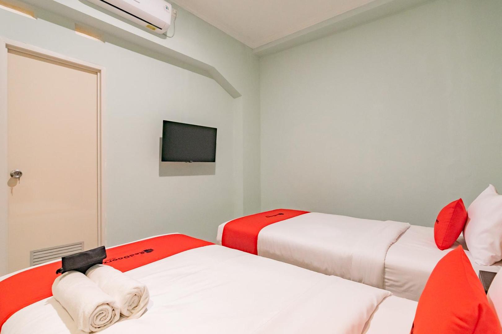 Deluxe Twin Room - Photo 4