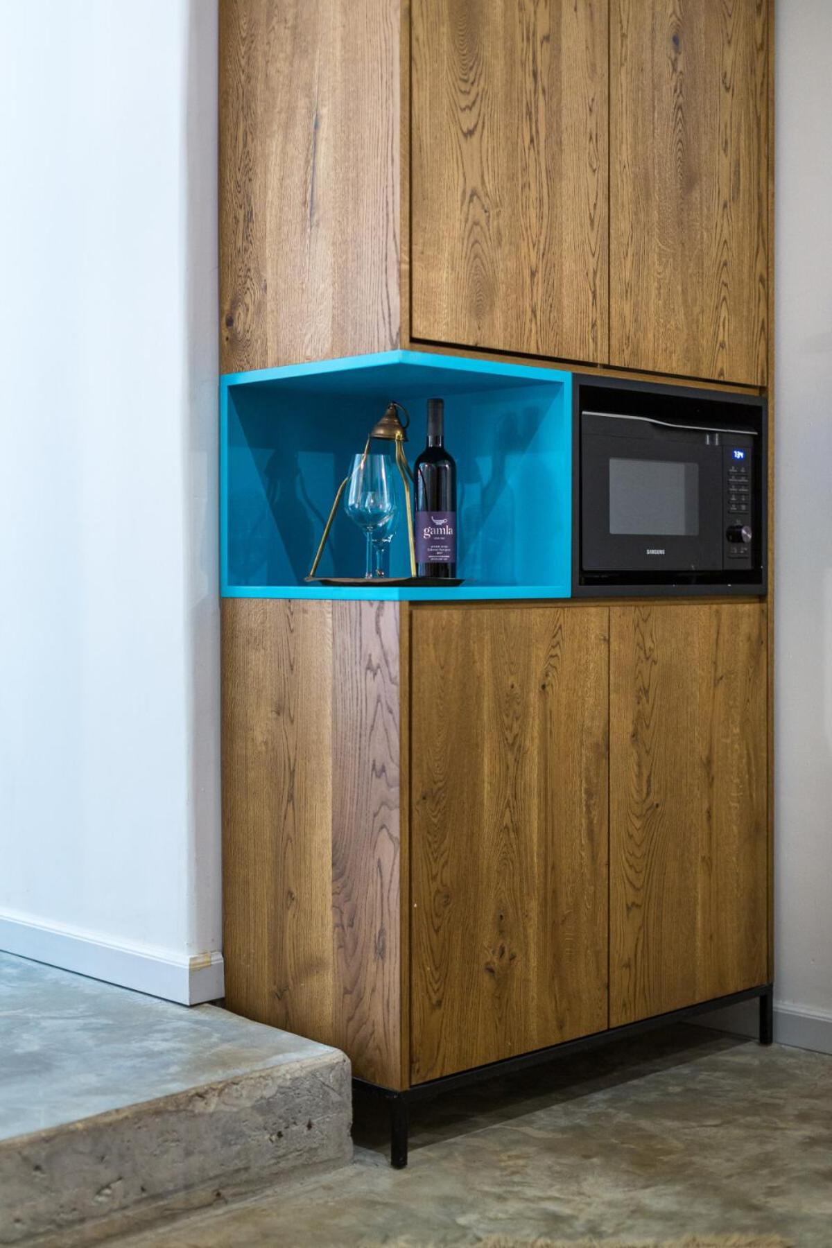 One-Bedroom Apartment - Photo 7